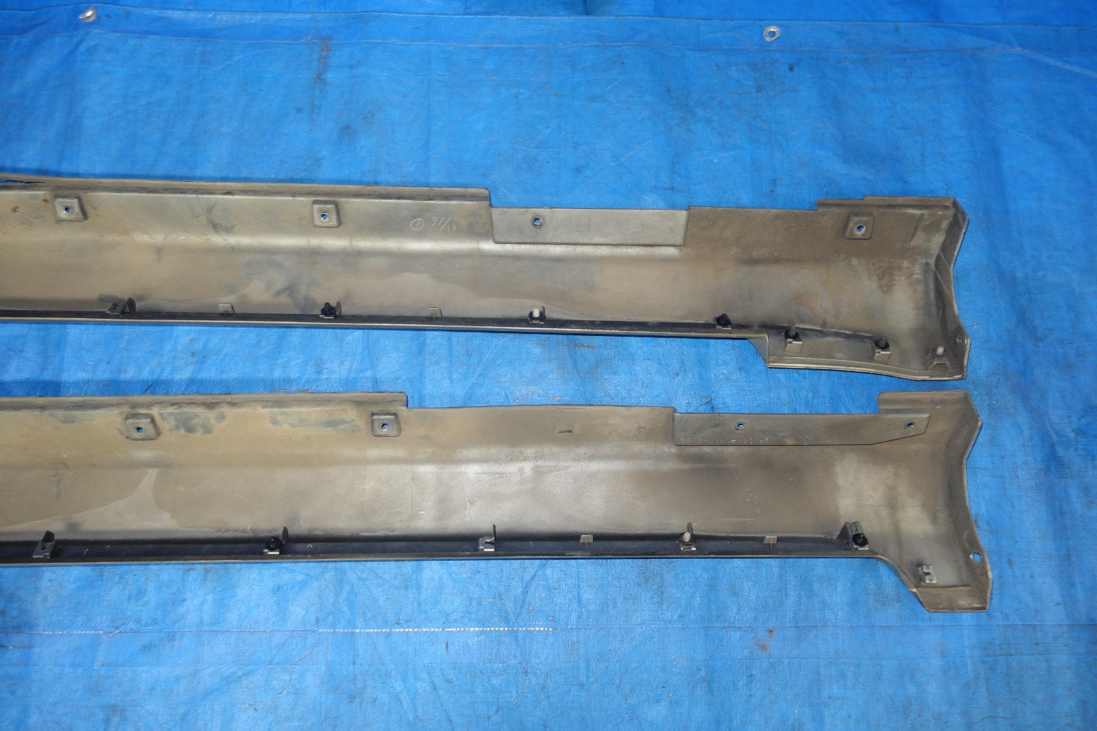 JDM Infiniti M35 M45 OEM Side Skirts Rocker Panels Nissan Fuga 2006-2010 LH RH
