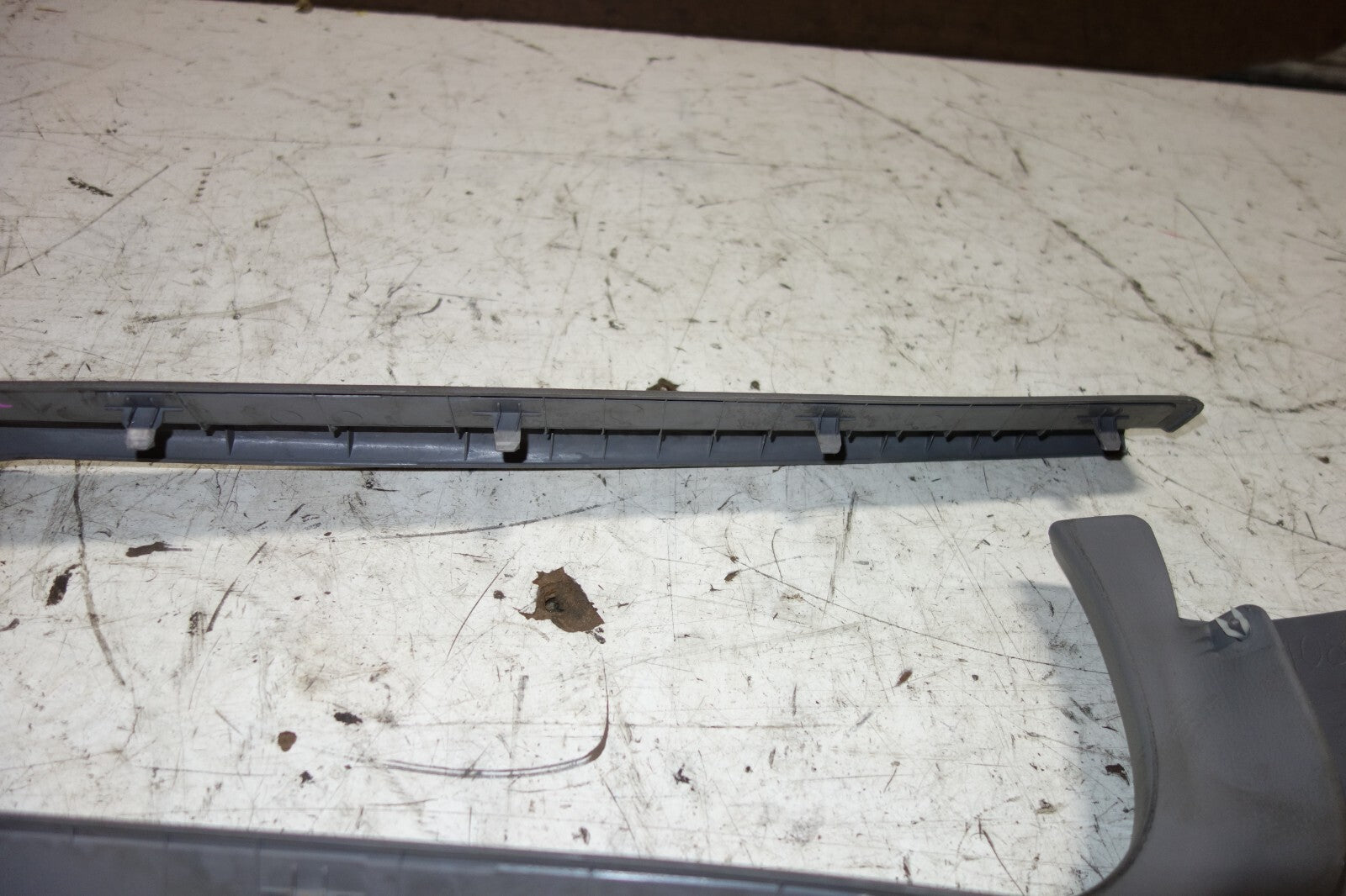 JDM SUBARU FORESTER OEM FRONT DOOR SILLS SCUFF PLATES STEPS SILL 2003-2008