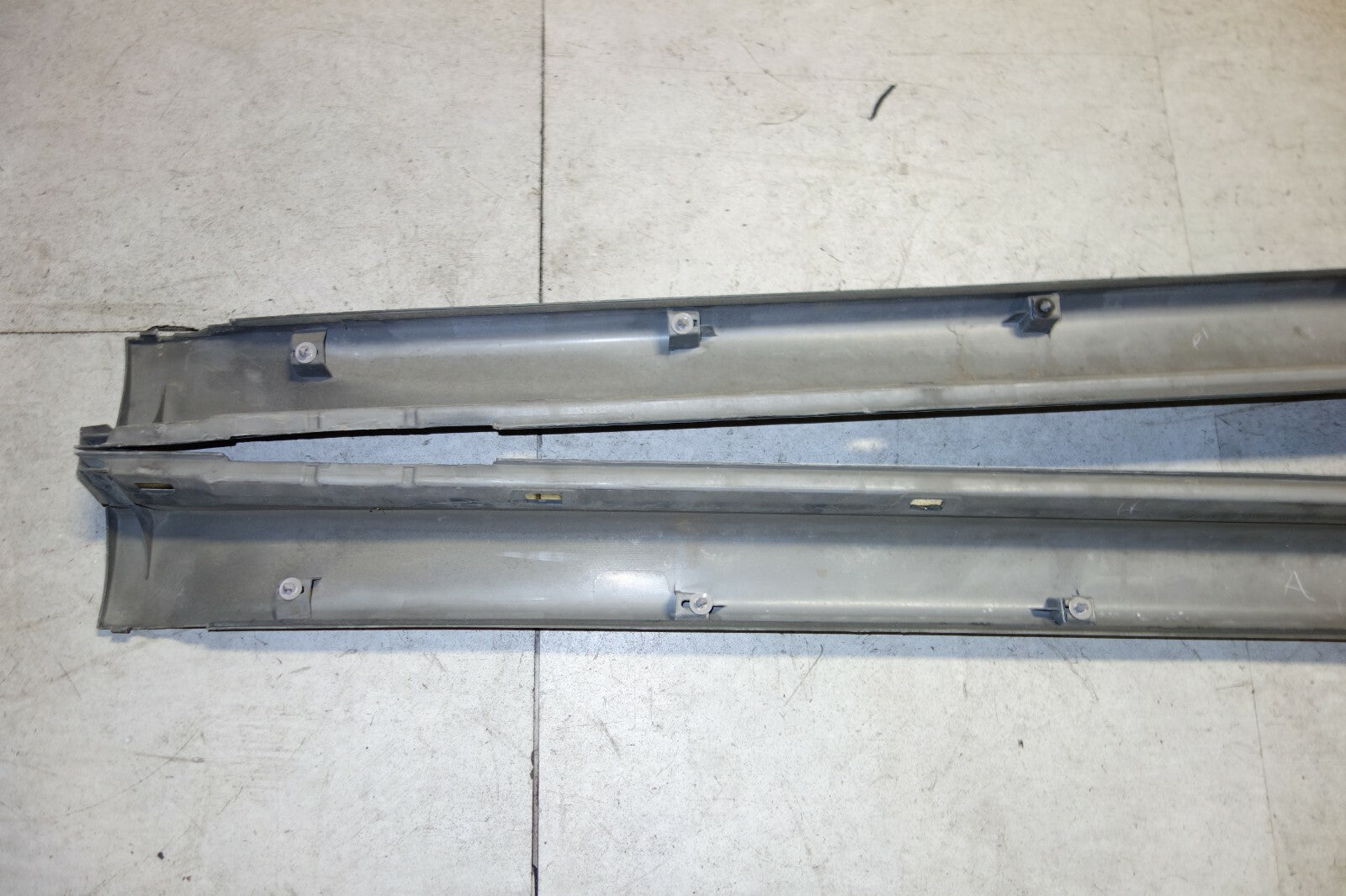 JDM Subaru Legacy Side Skirts Rocker Panels Pair Spats 2005-2009 Made In Japan