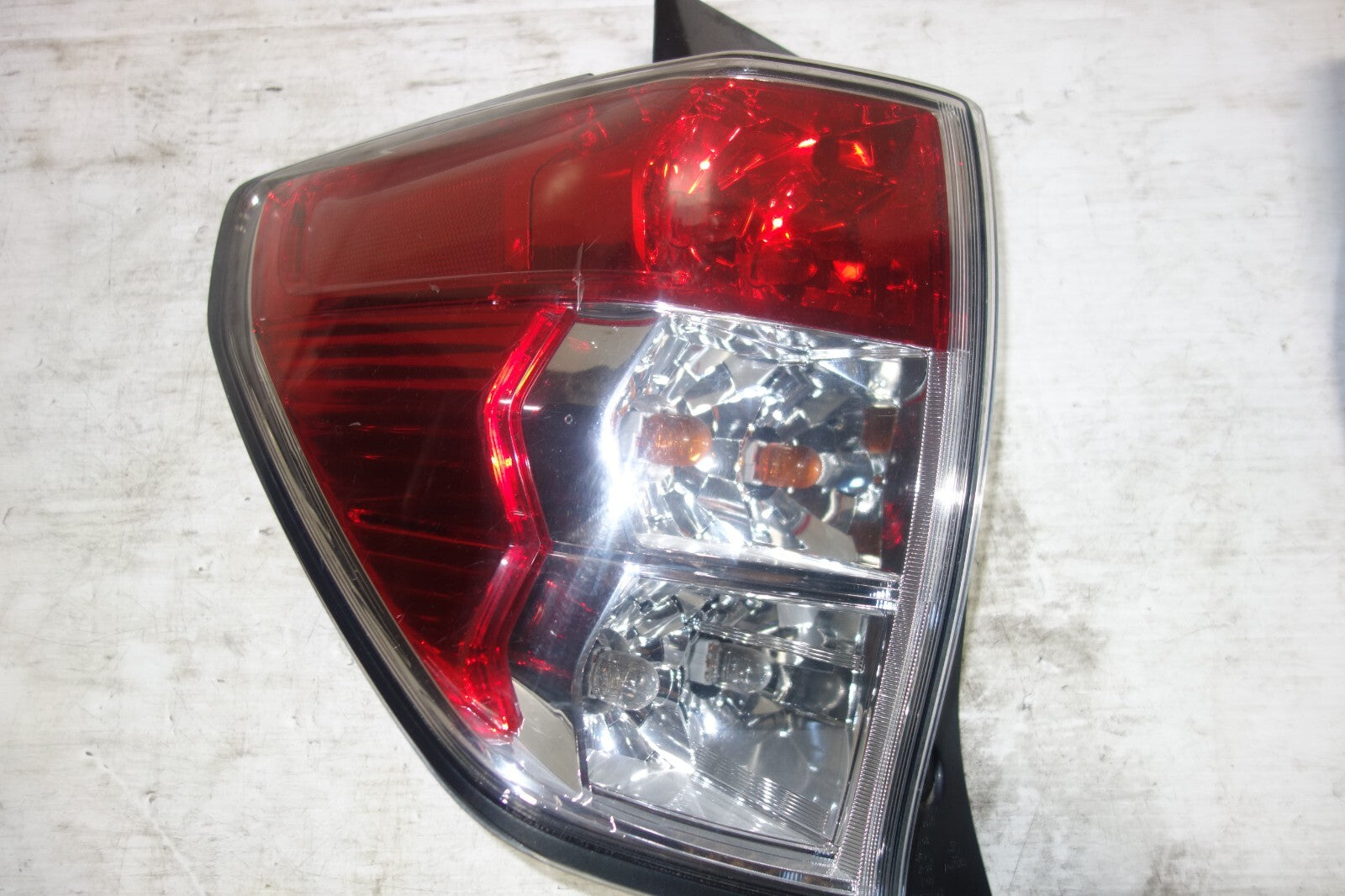 JDM 2009-2013 SUBARU FORESTER OEM USED TAIL LIGHTS TAIL LAMPS SH9 SH5 FORESTER