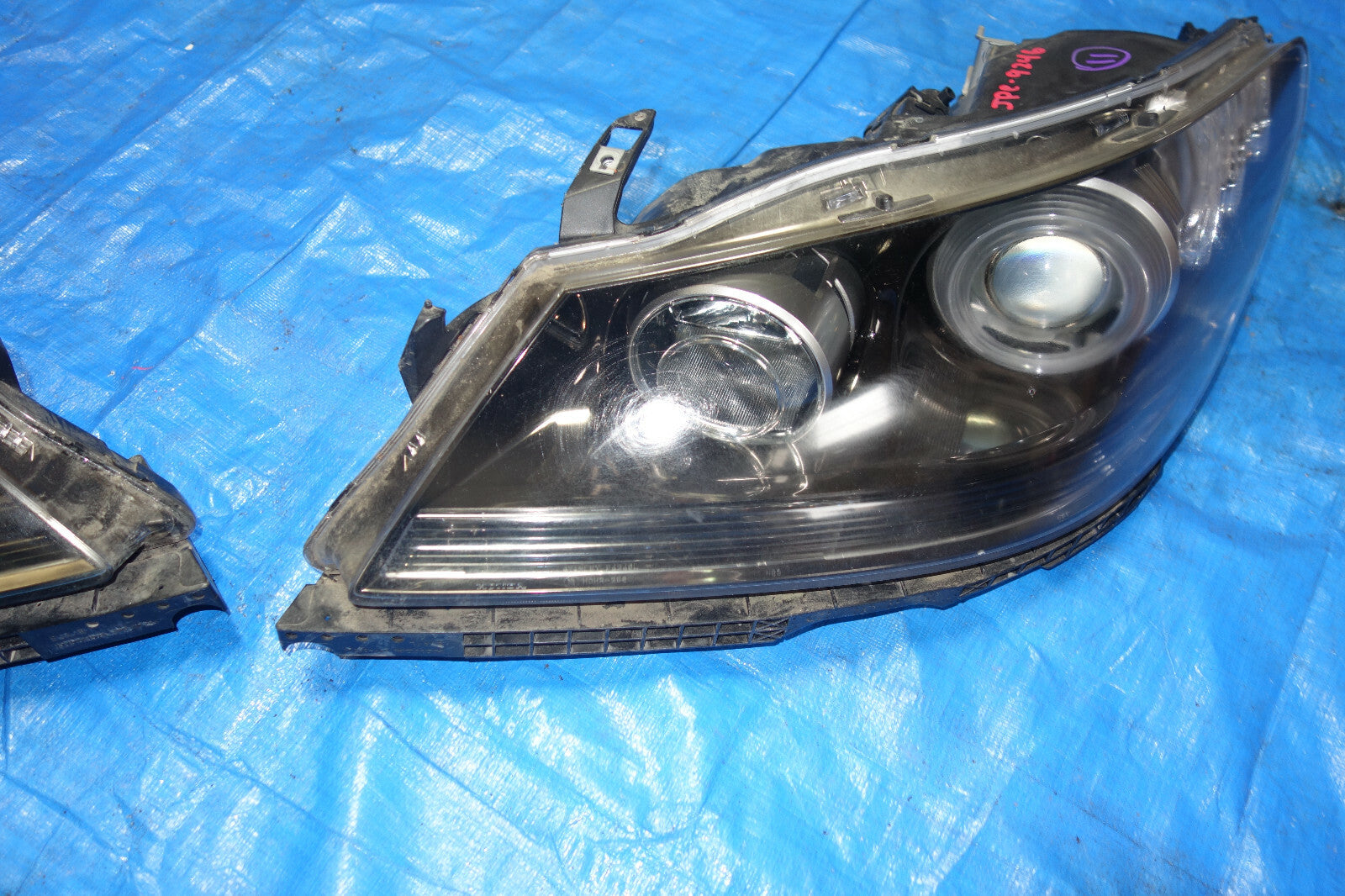 JDM Acura RL HID Headlights Head Lamps Pair 2005-2008 Honda Legend KB1 Stanley