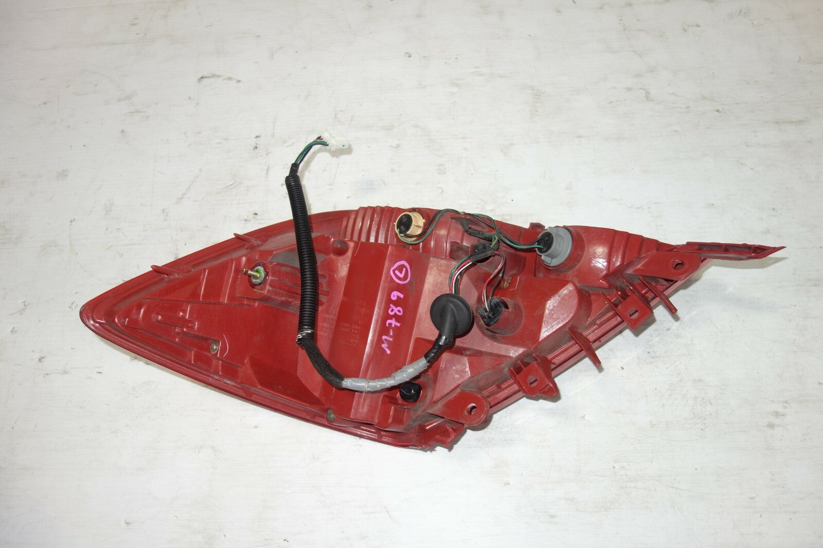 JDM 2005-2008 ACURA 3.5 RL OEM LEFT SIDE TAIL LIGHT GENUINE TAILLIGHT LAMP