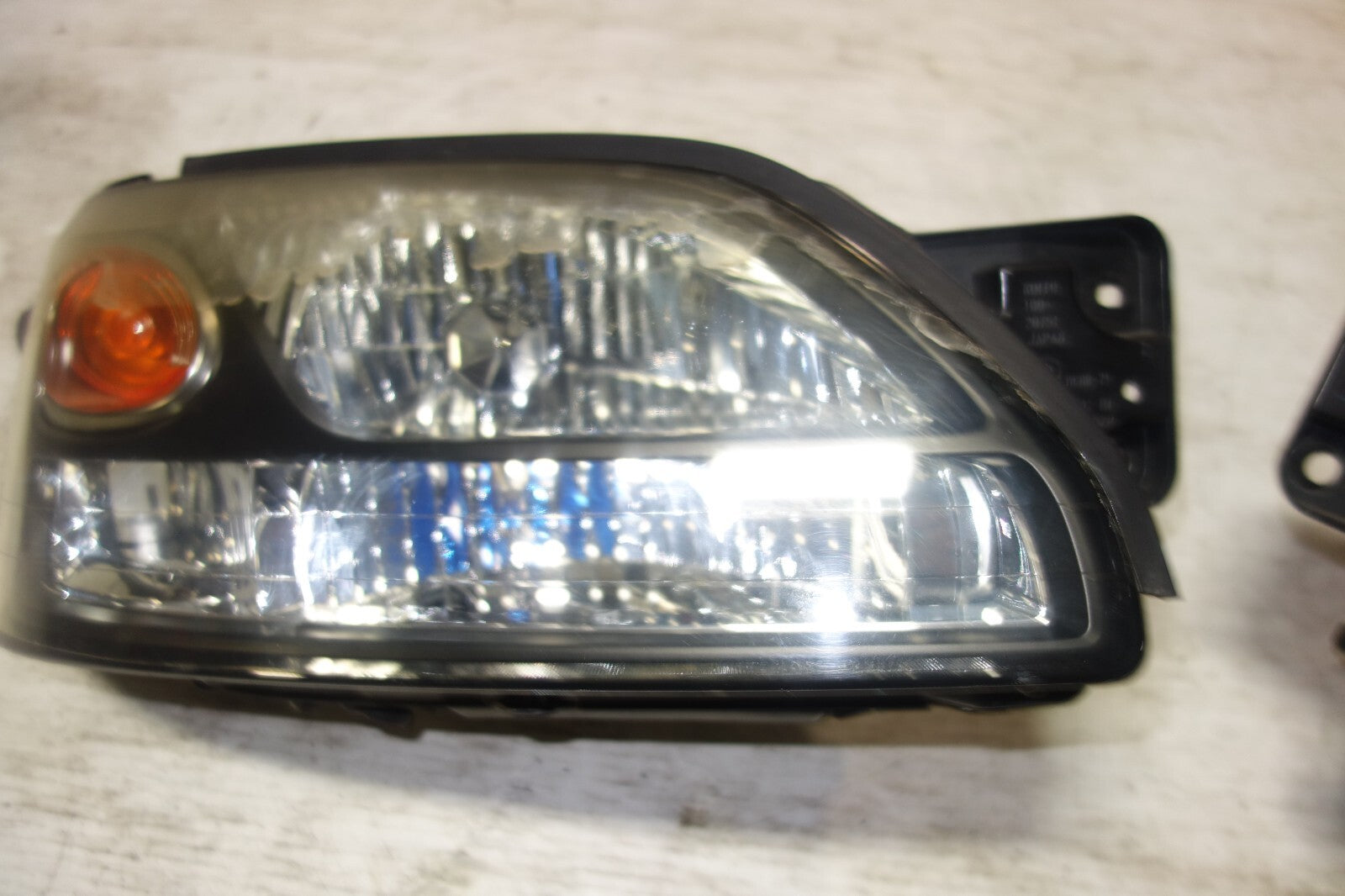 JDM 2000-2004 SUBARU LEGACY HEAD LIGHTS HEAD LAMPS BH5/BE5 2000-2004