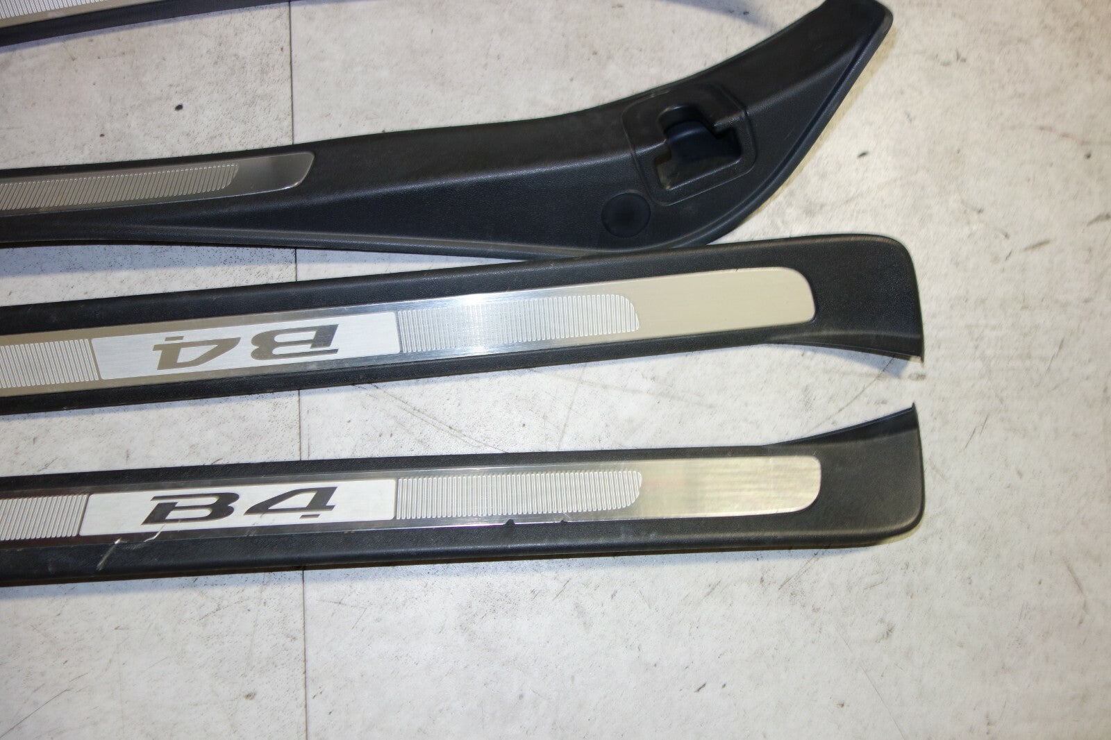 JDM GENUINE SUBARU LEGACY B4 OEM DOOR SILLS SCUFF PLATES STEPS SILL 2005-2009