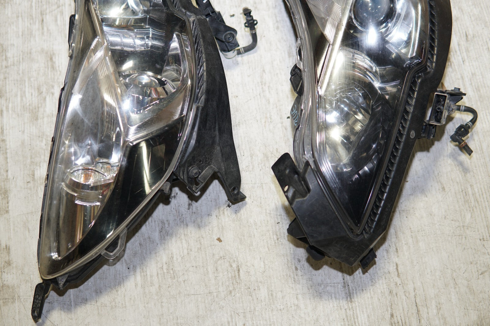 JDM 2010-2014 GENUINE SUBARU LEGACY OUTBACK OEM HID HEAD LIGHT LAMPS BRM BR9 BM9