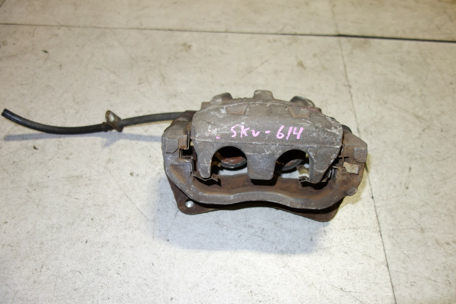 2005-2009 Subaru Legacy Spec-B Front Left Brake Caliper 6-speed Turbo JDM #2