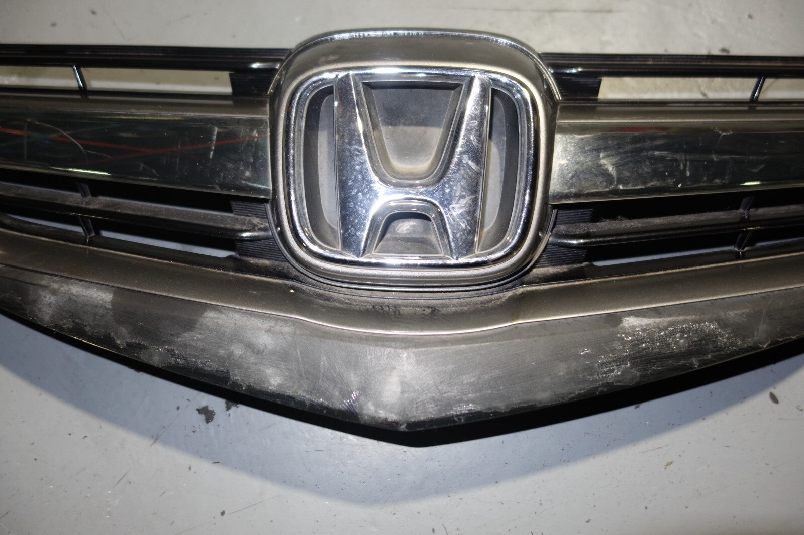 JDM 2005-2008 ACURA RL KB1 OEM FRONT GRILLE HONDA LEGEND KB1 GRILL