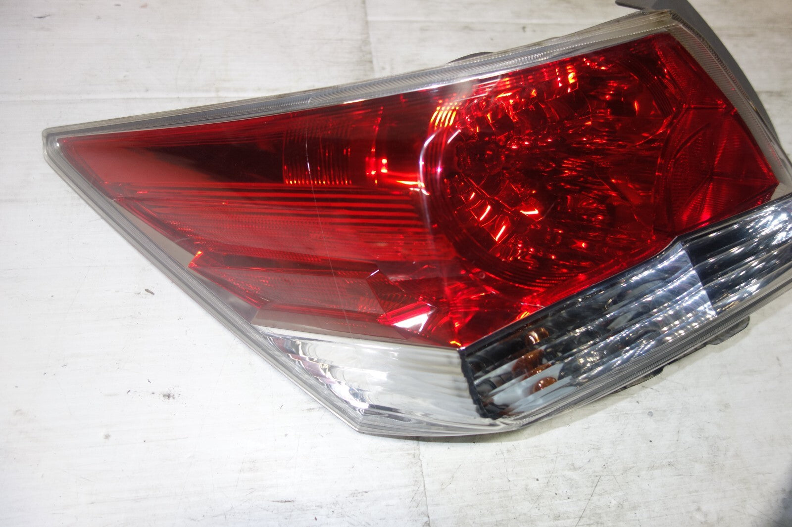 JDM GENUINE HONDA ACCORD INSPIRE CP3 OEM TAIL LIGHTS TAIL LAMPS 4 DOOR 2008-2012