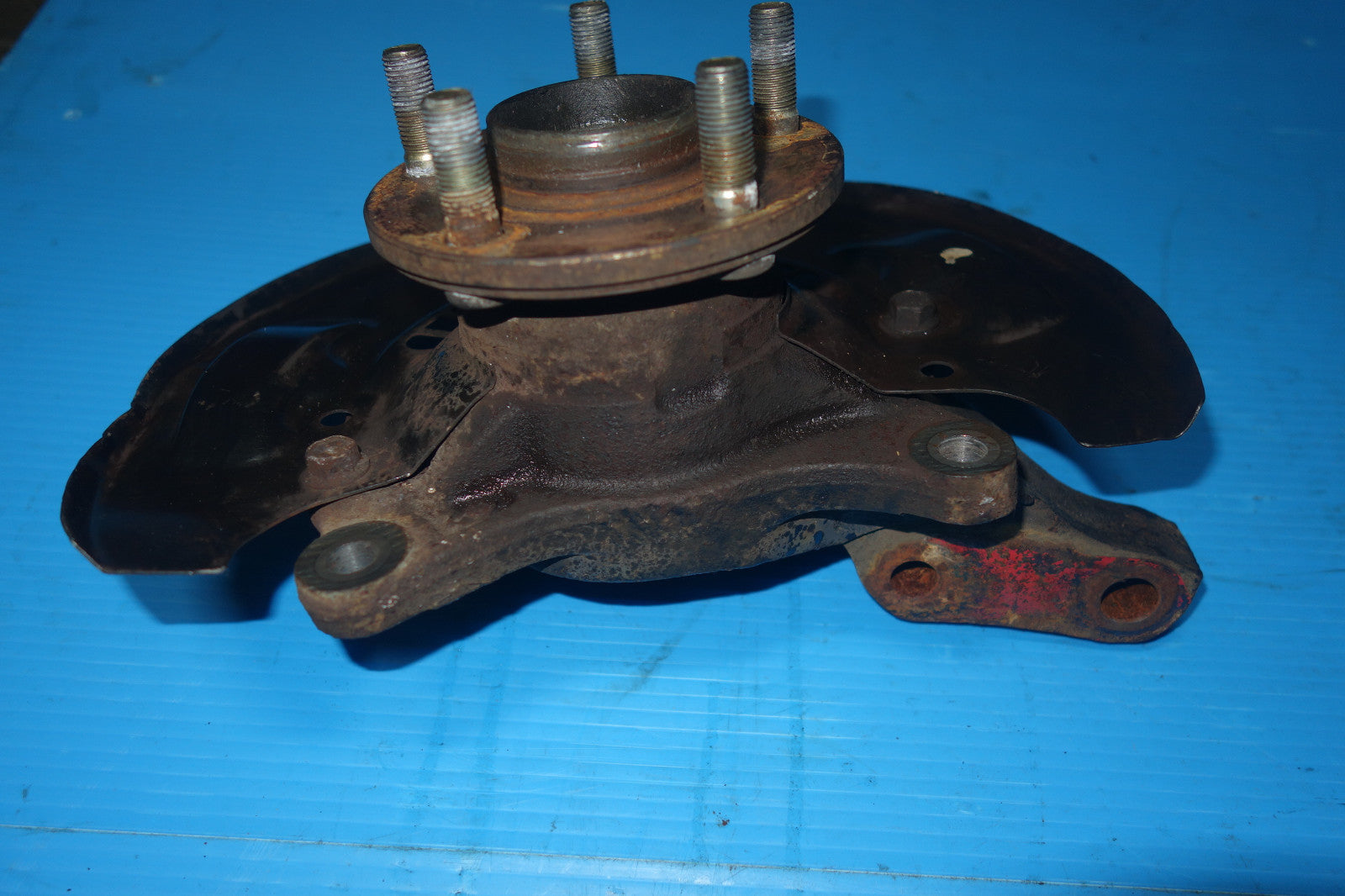 JDM Subaru Forester Front Left Wheel Hub Bearing Knuckle Spindle OEM 2003-2008