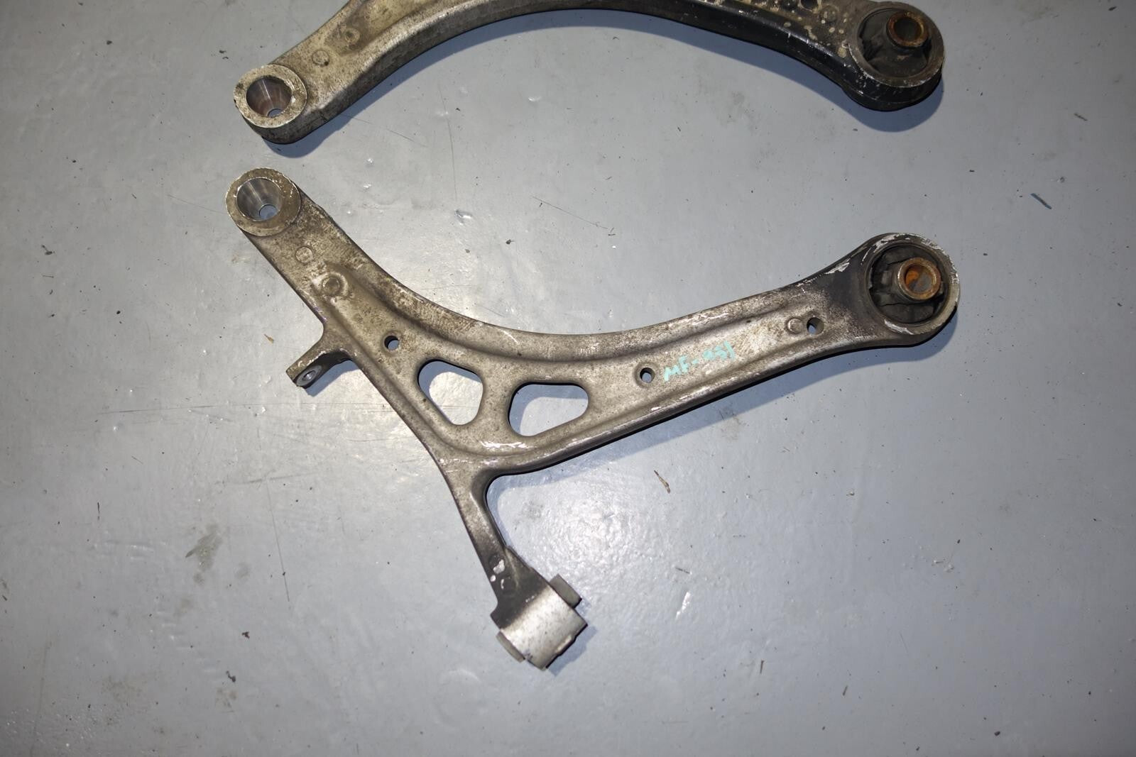 JDM SUBARU LEGACY OUTBACK OEM SPEC-B ALUMINUM FRONT LOWER CONTROL ARM 2005-2009