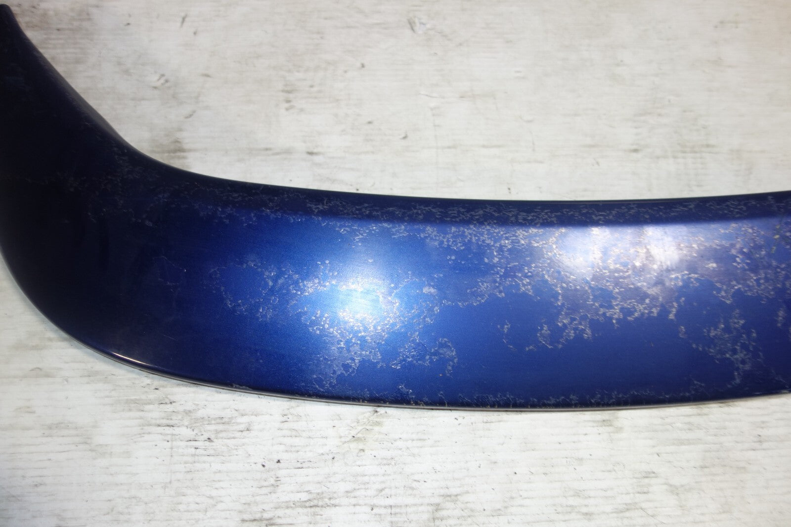 JDM 2000-2004 SUBARU LEGACY WAGON OEM USED REAR SPOILER WING WAGON BH5 2000-2004
