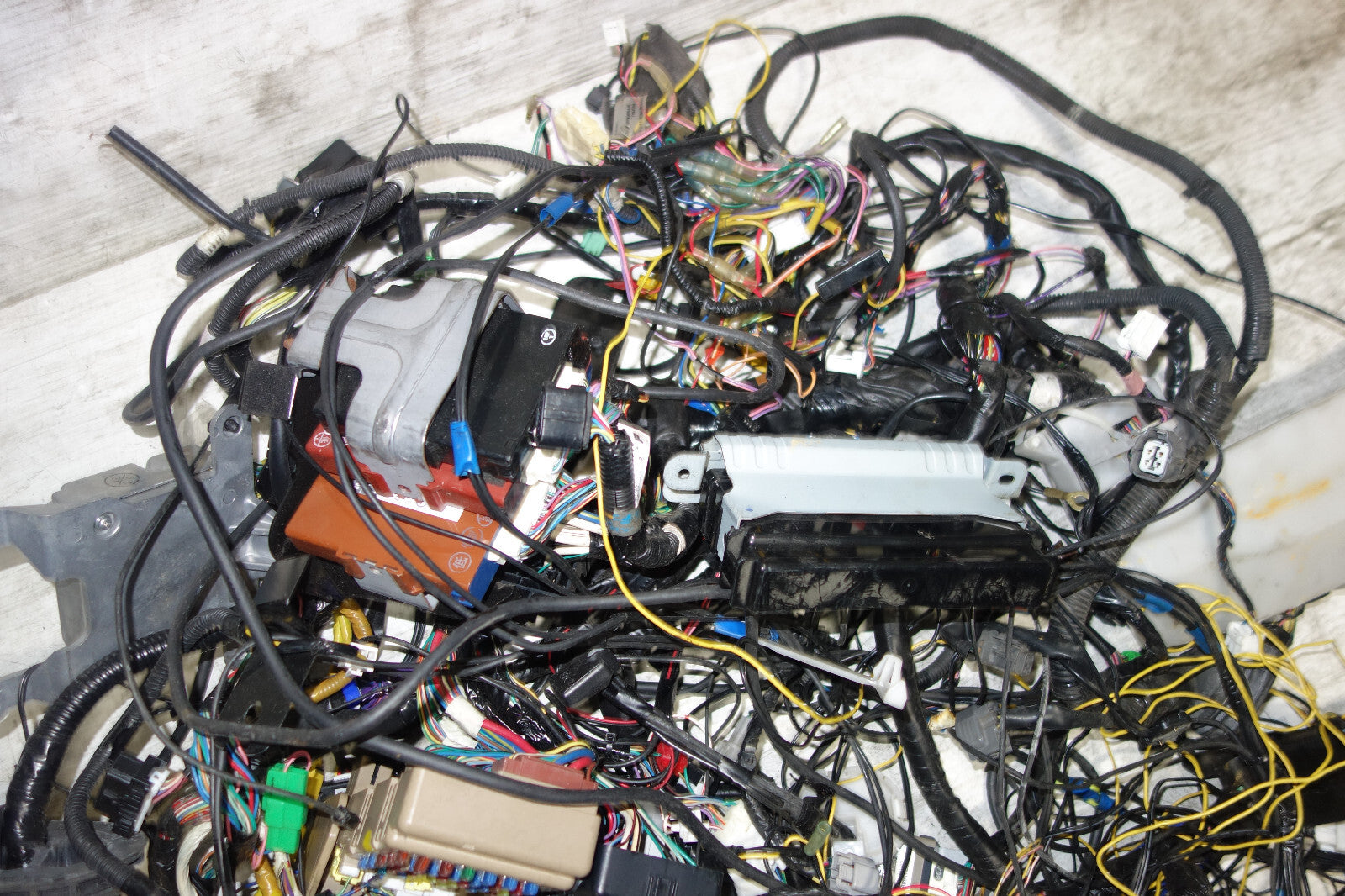 JDM Subaru Legacy EJ20 Turbo 6speed Computer Wire Harness Loom Wiring 22611AN150