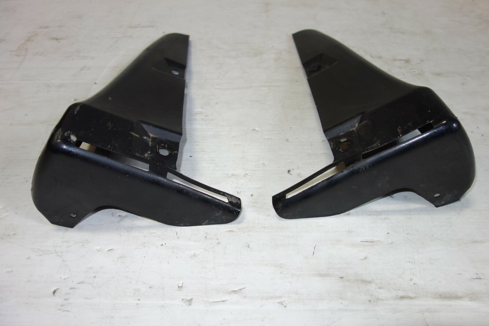 JDM 2005-2009 SUBARU LEGACY OUTBACK OEM REAR BUMPER SPATS WAGON