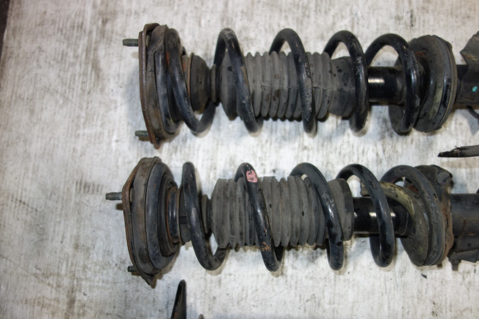 JDM Nissan 350z / G35 Coupe OEM Front & Rear SUSPENSION SHOCK ABSORBERS 2003-09