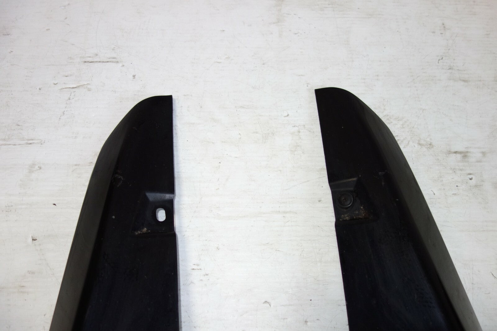 JDM 2005-2009 SUBARU LEGACY OUTBACK OEM REAR BUMPER SPATS WAGON