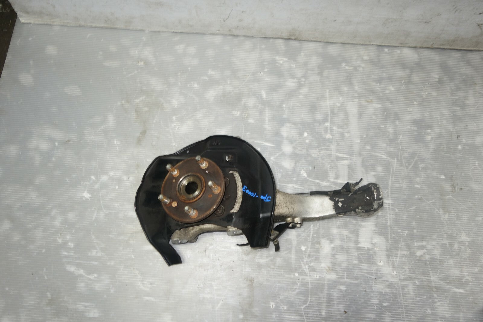 JDM 2005-2012 ACURA RL KB1 OEM FRONT RIGHT WHEEL HUB BEARING SPINDLE KNUCKLE RH