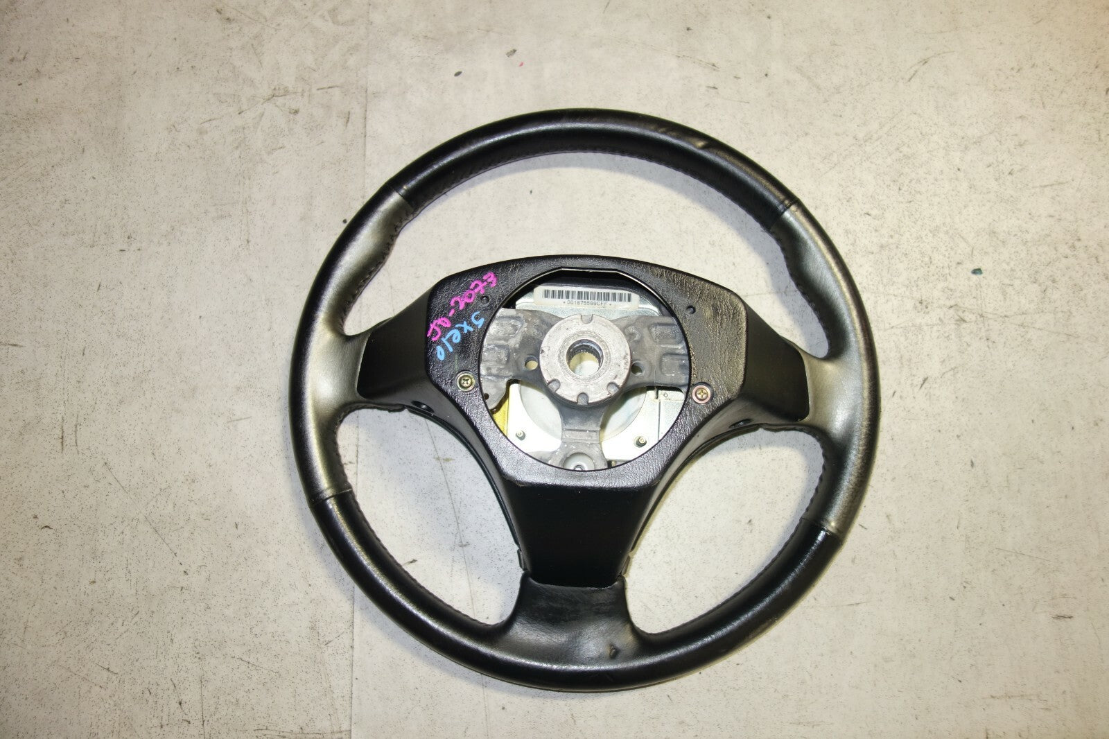 JDM 2001-2005 LEXUS IS300 TOYOTA ALTEZZA SXE10 STEERING WHEEL & HUB Fits:IS300