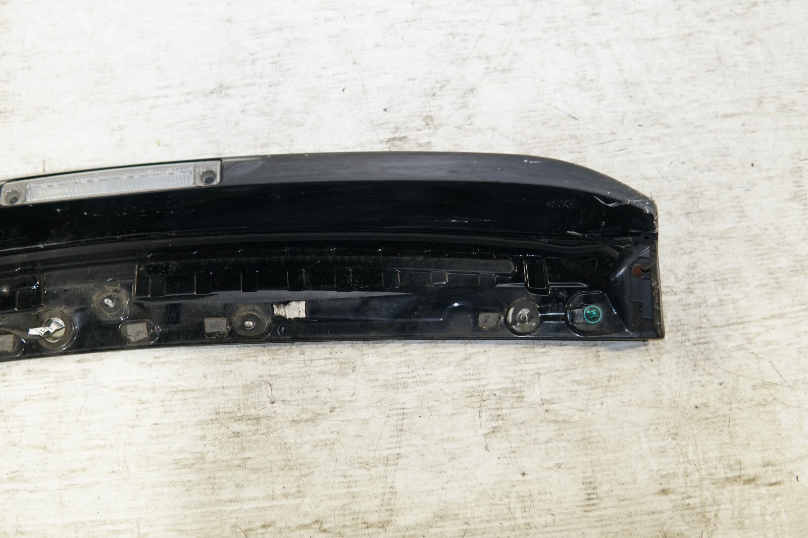 JDM 2010-2015 TOYOTA PRIUS OEM REAR SPOILER WING WITH BRAKE LIGHT ZVW30