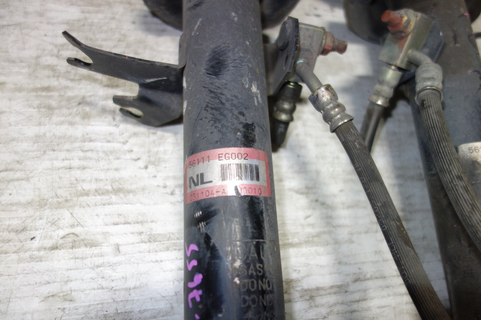 JDM GENUINE INFINITI FUGA OEM FRONT SHOCKS STRUTS SUSPENSION 2006-2010