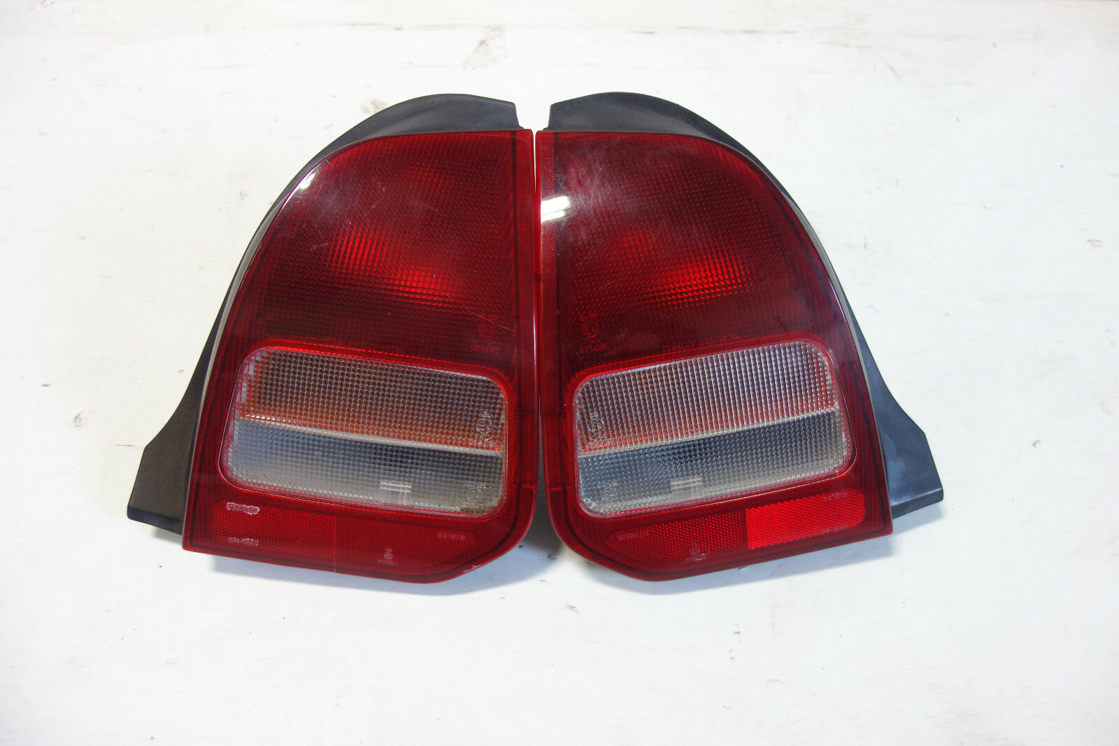 JDM Mitsubishi Mirage Cyborg CJ4A OEM Rear Taillights Tail Lamps 1996-2000
