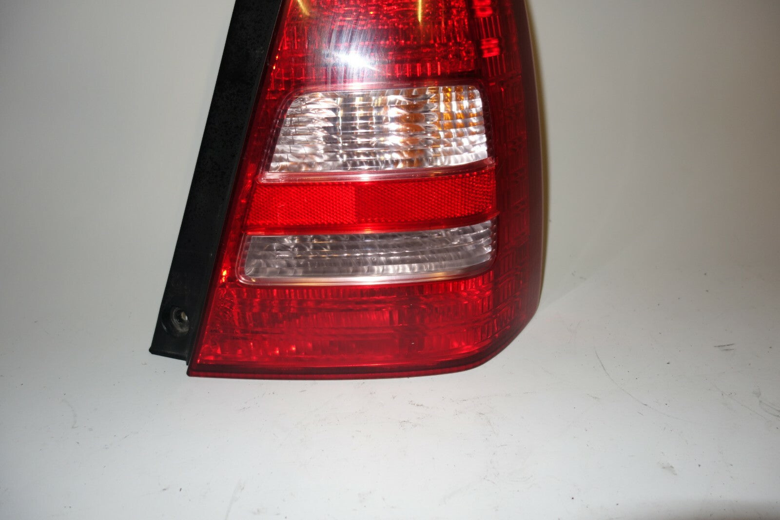 Subaru Forester OEM Rear Right Tail Light Lamp RH JDM SG5 2003-2008