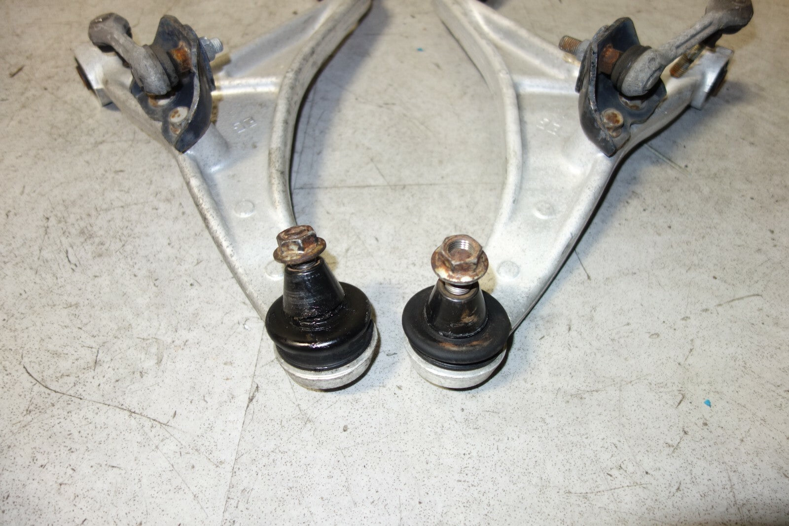 JDM Infiniti M35 M45 Rear Upper Control Arms Suspension OEM Genuine 2006-2010
