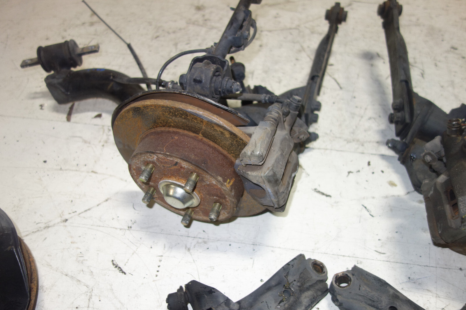 JDM Acura RSX DC5 5 Lug Brake Calipers Spindles Hub Trailing Arm 2002-2006 Civic