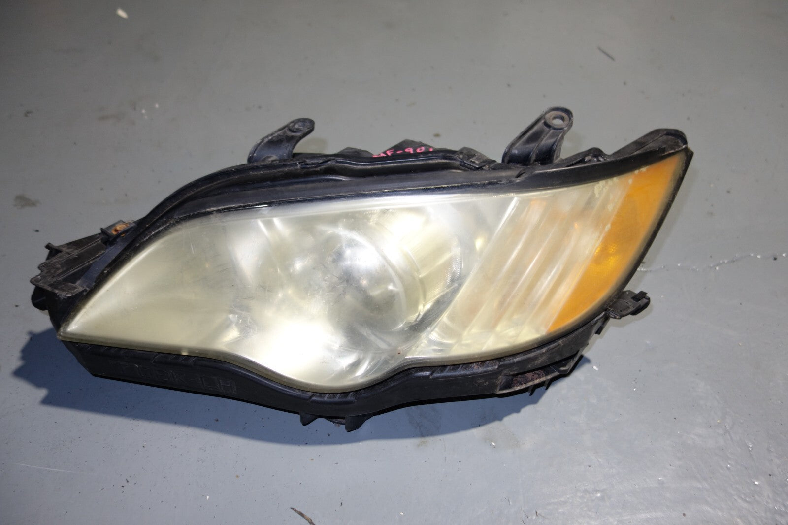 2008-2009 GENUINE SUBARU LEGACY USED HEAD LIGHTS LAMPS BLE BP5 BP9