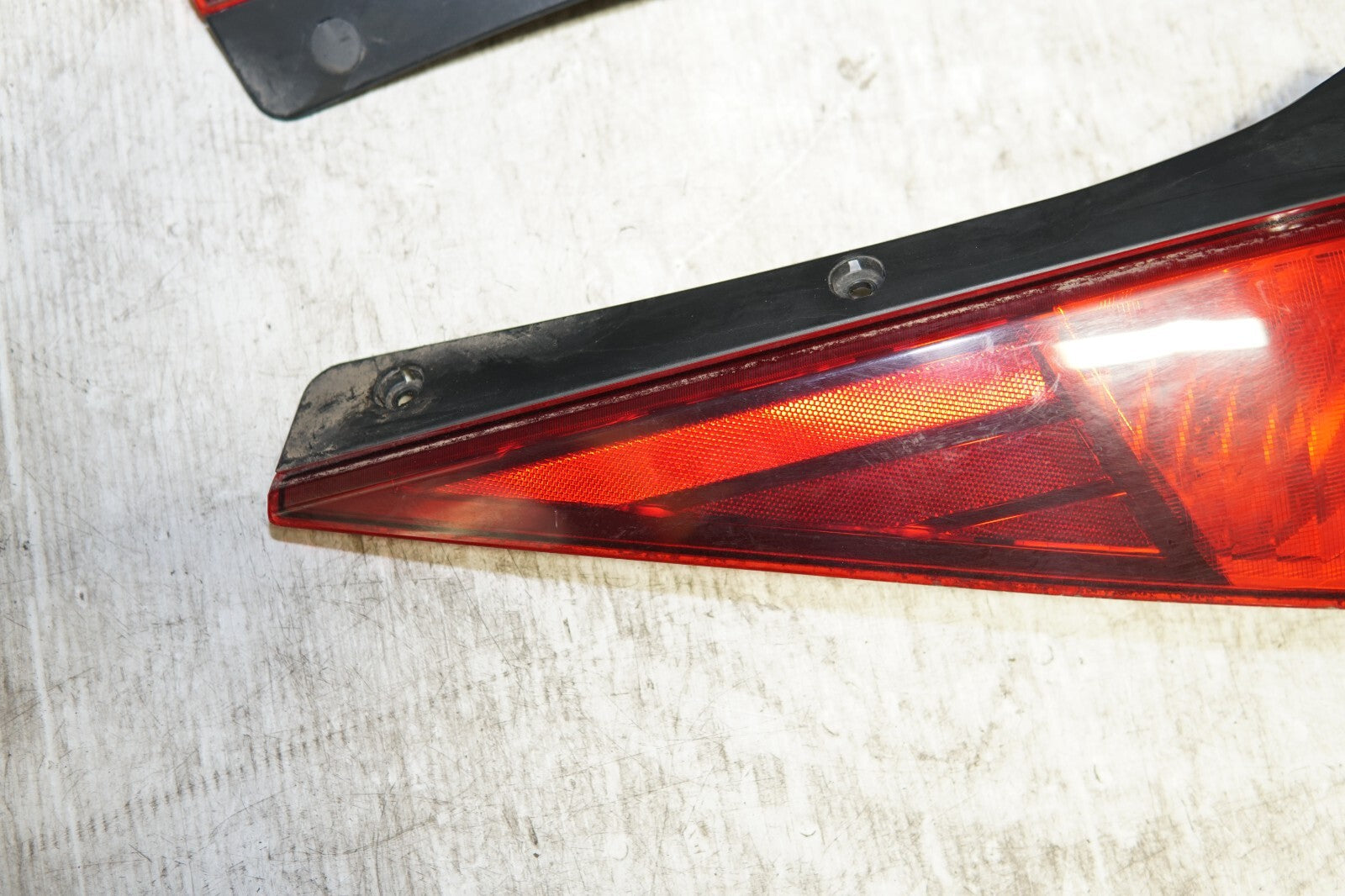 JDM 2003-2005 NISSAN 350Z Z33 OEM GENUINE TAIL LIGHT PAIR TAILLIGHT LEFT & RIGHT