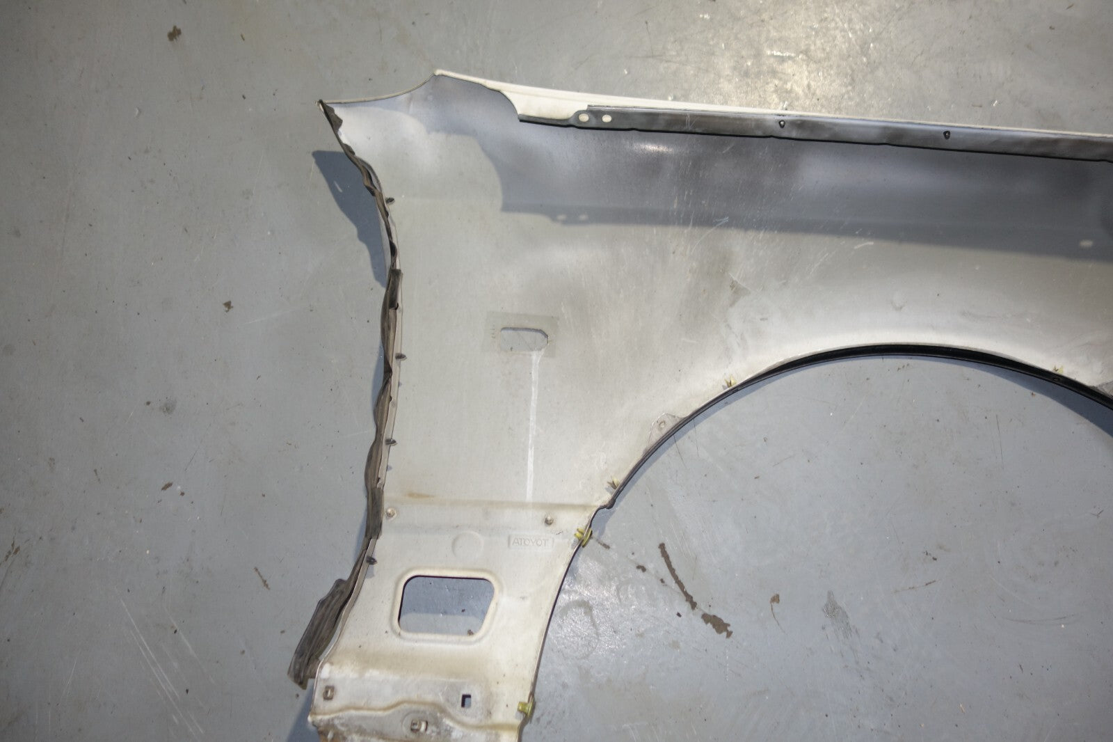 JDM Lexus LS430 Left Side Fender In White OEM 2001 2002 2003