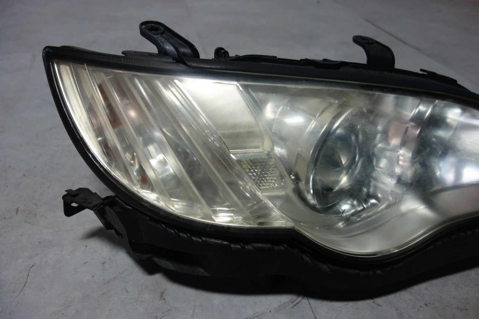 JDM Subaru Legacy HID Headlights 2008 2009 OEM Japan BP9 BP5 BPE Genuine