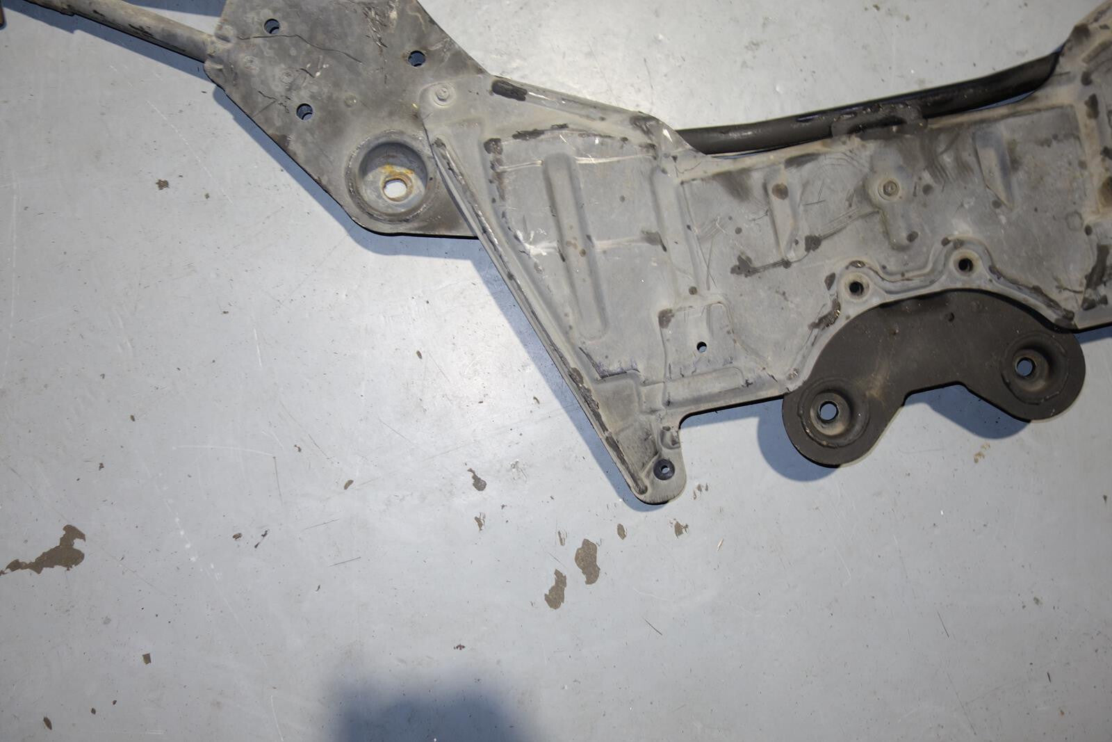 03-07 Infiniti G35 Coupe Front Subframe Crossmember Engine Cradle 350z 03-09