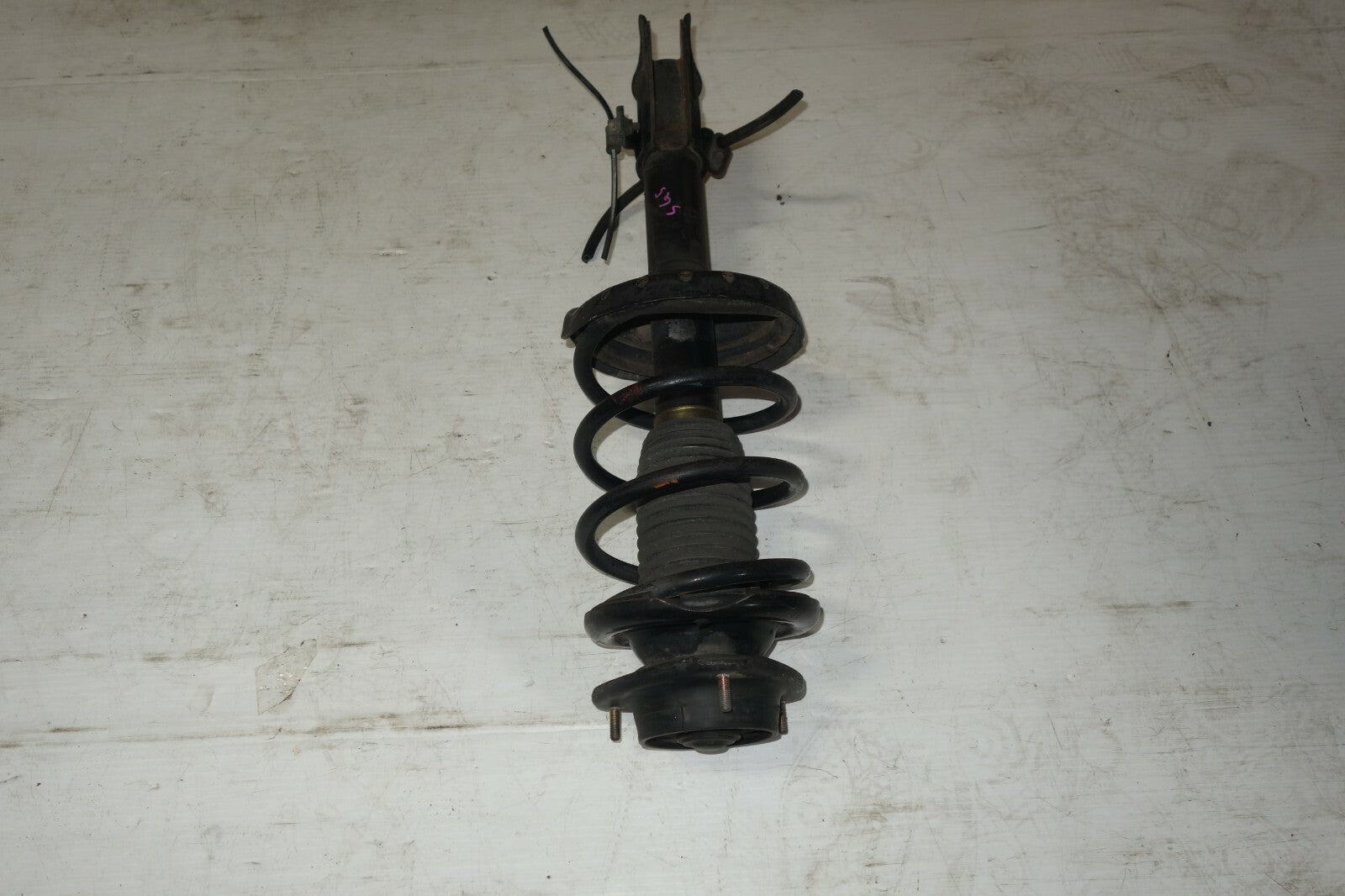JDM 03-08 SUBARU FORESTER OEM KYB FRONT RIGHT SIDE SHOCK SPRING ASSEMBLY GENUINE