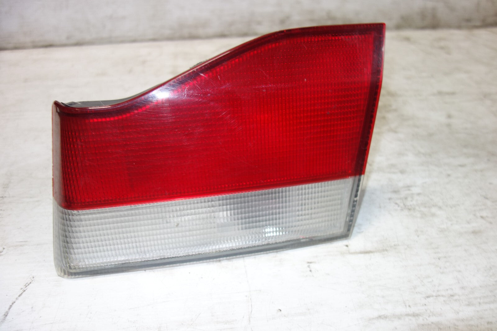 JDM 1996-2000 HONDA DOMANI ACURA EL TRUNK LIGHT RIGHT SIDE LAMP FITS ACURA EL