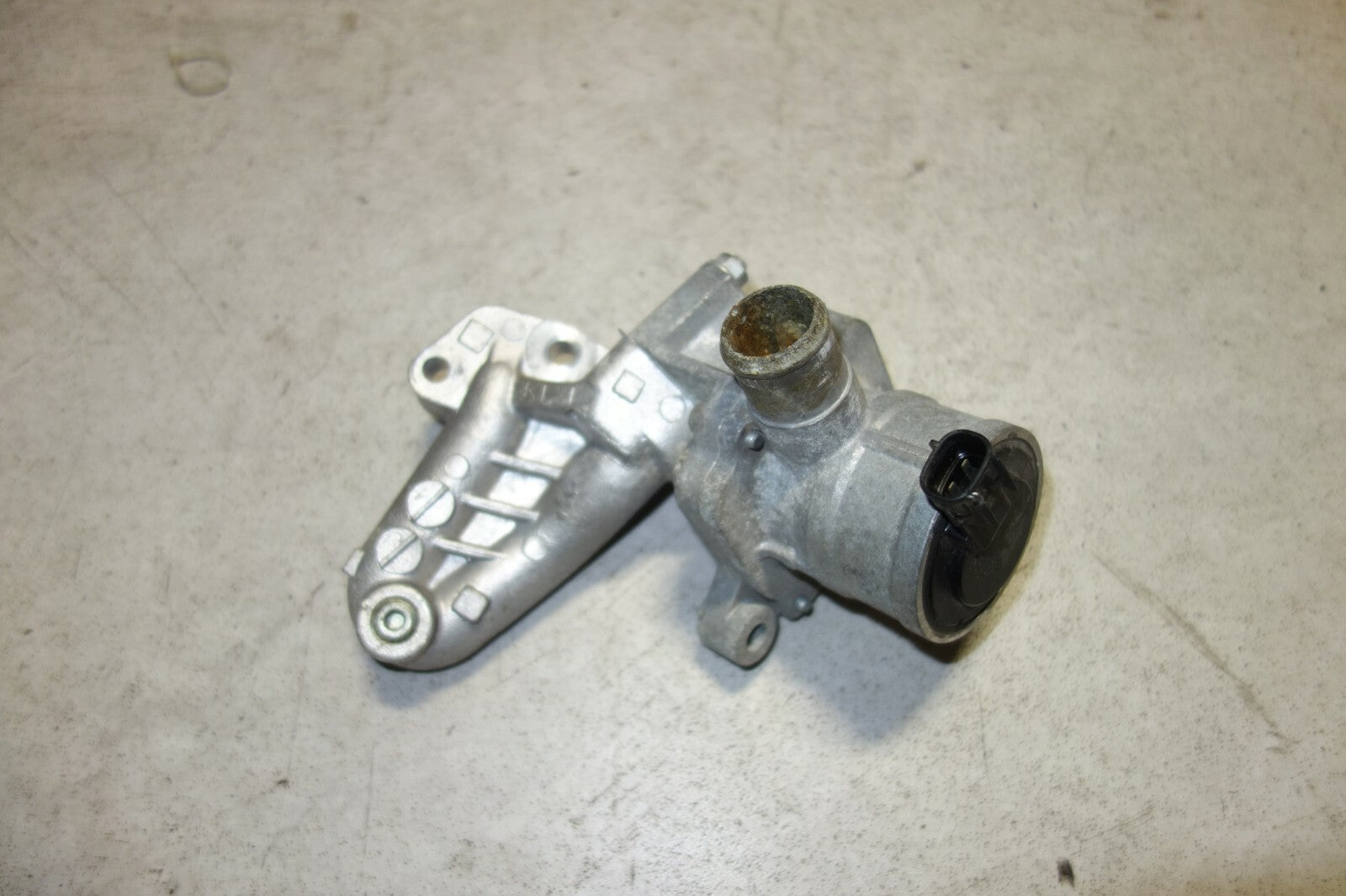 2008-2014 SUBARU IMPREZA WRX EGR VALVE AIR SUCTION ASSEMBLY OEM 14845AA260