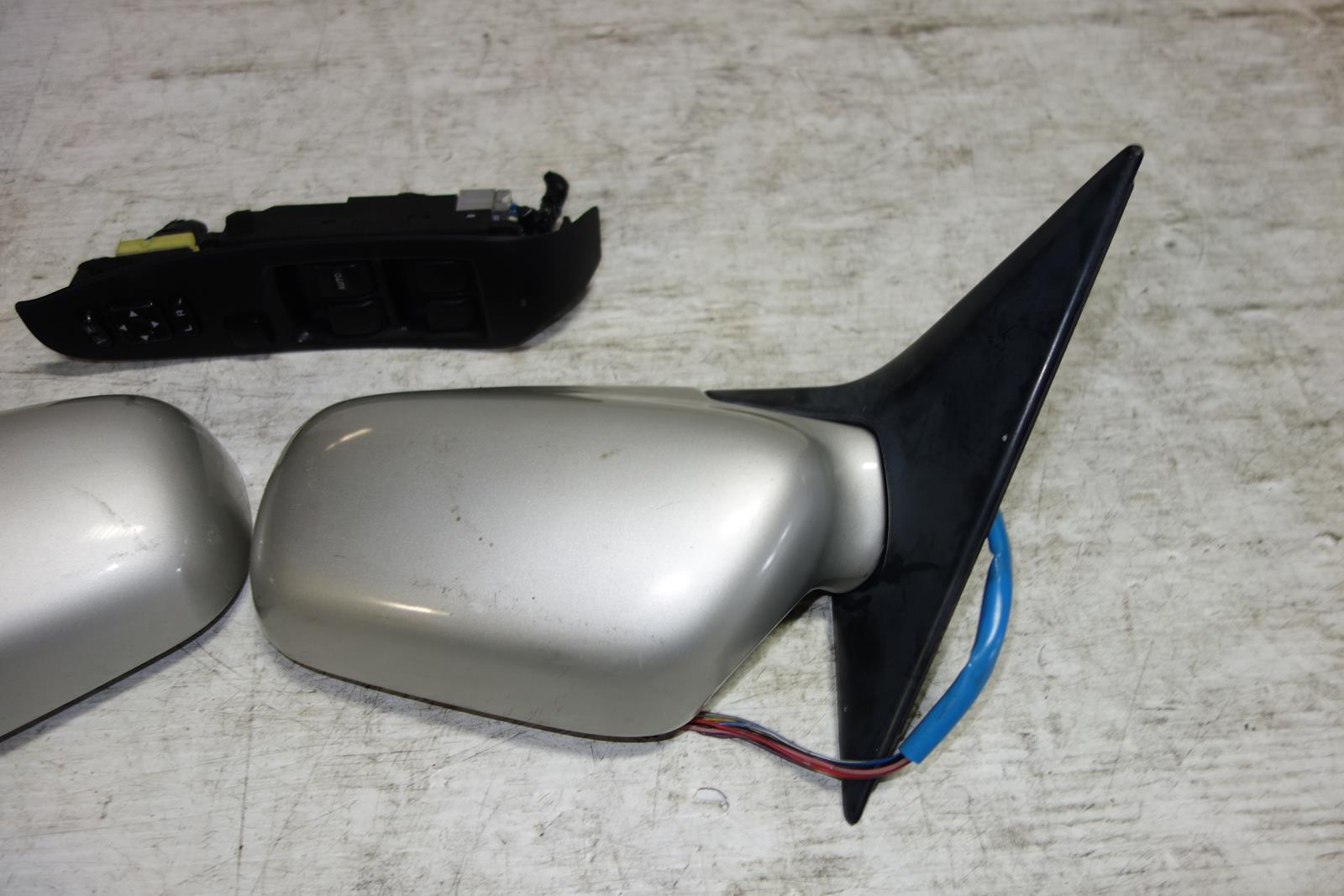 JDM Subaru Legacy Power Folding Mirrors Auto Flip 2000-2004