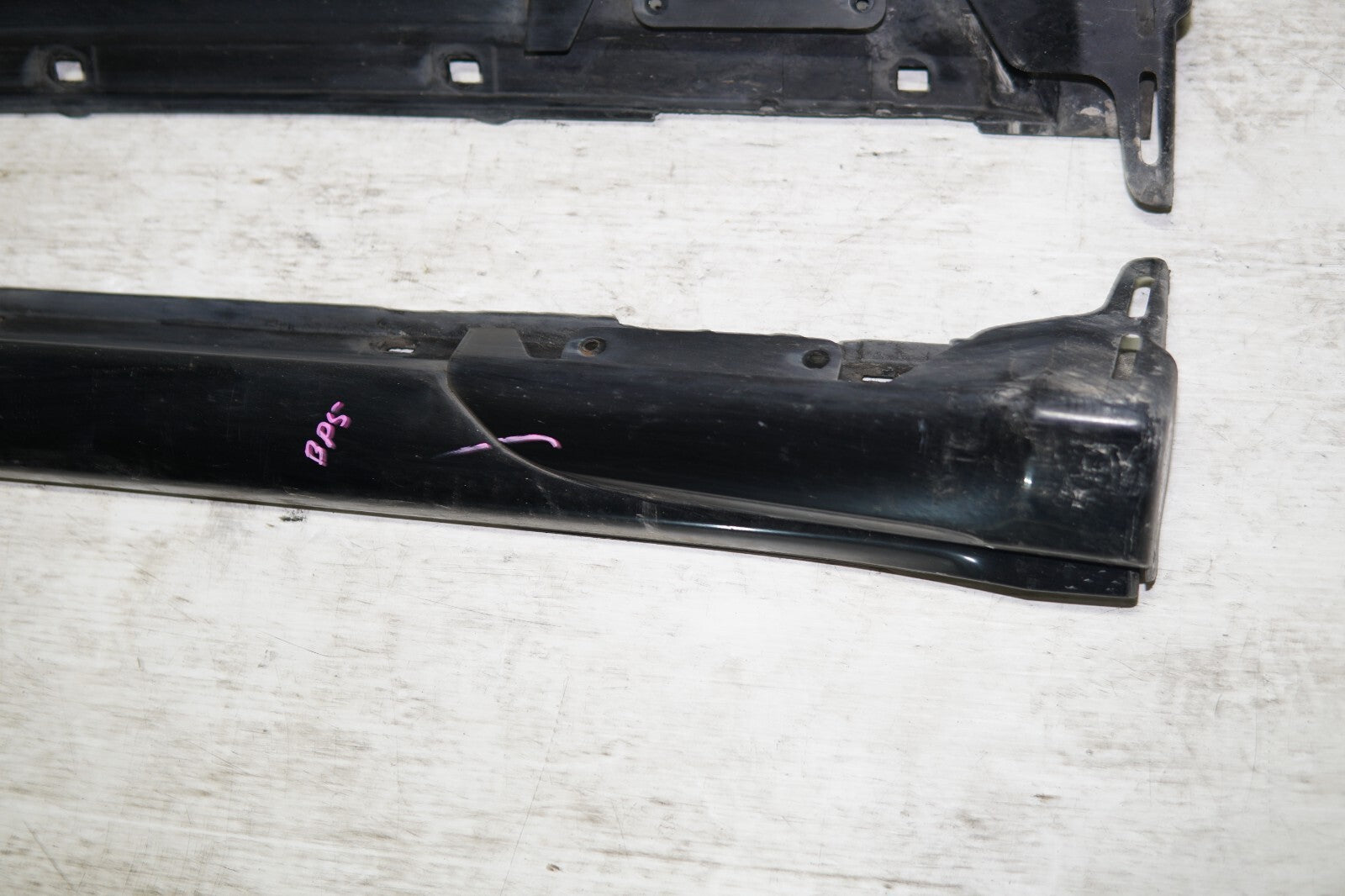 JDM 2005-2009 GENUINE SUBARU LEGACY SPEC B OEM SIDE SKIRTS SPATS LEGACY OUTBACK