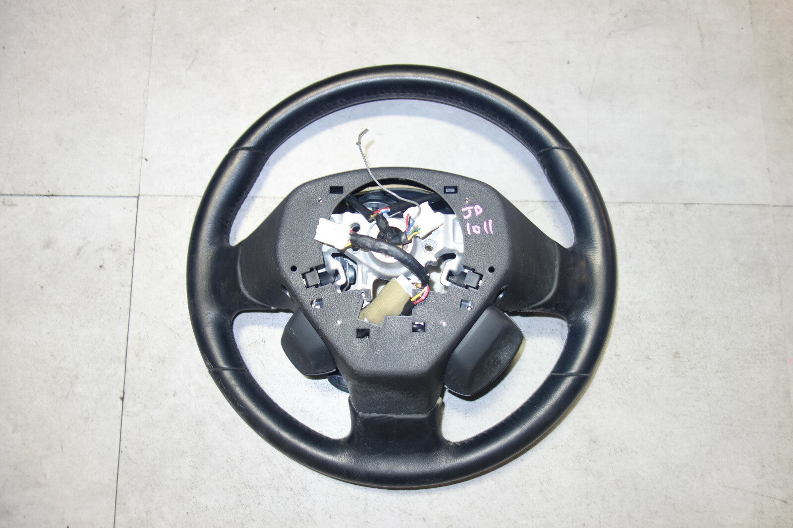 JDM Subaru Impreza WRX STi Legacy Forester MOMO Steering Wheel & Hub 1993-2009
