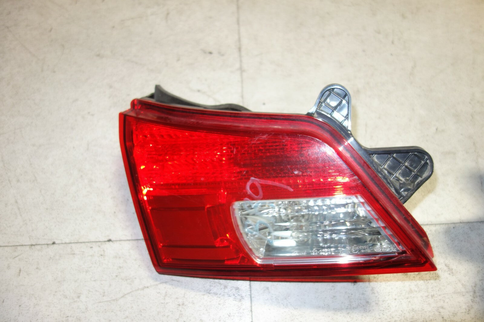 JDM Subaru Legacy BR9 Wagon Taillights Tail Lamps 2010 2011 2012 2013 2014