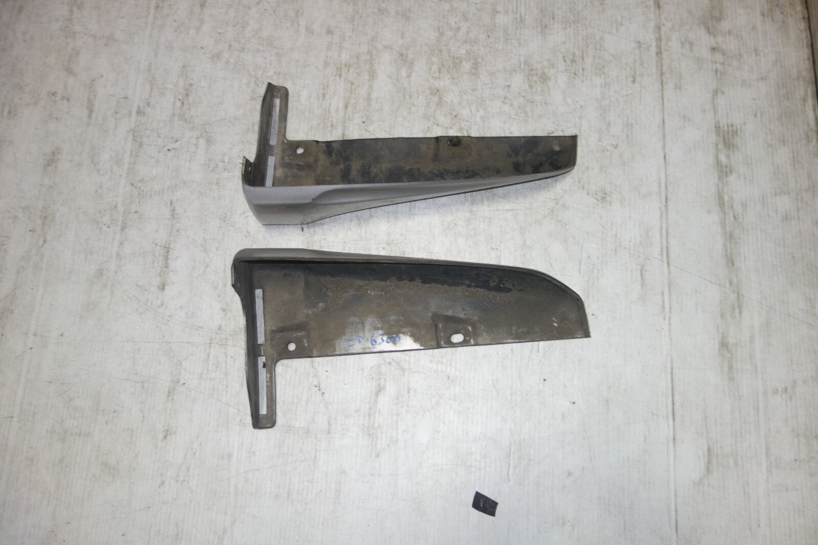 JDM Subaru Legacy Outback Rear Bumper Spats Wagon 2005 2006 2007 2008 2009 OEM
