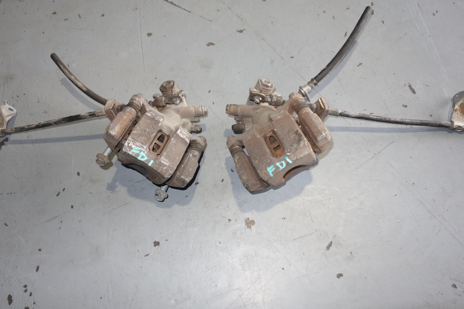 JDM Acura CSX / Honda Civic OEM Rear Brake Calipers OEM 2006-2011 Left & Right