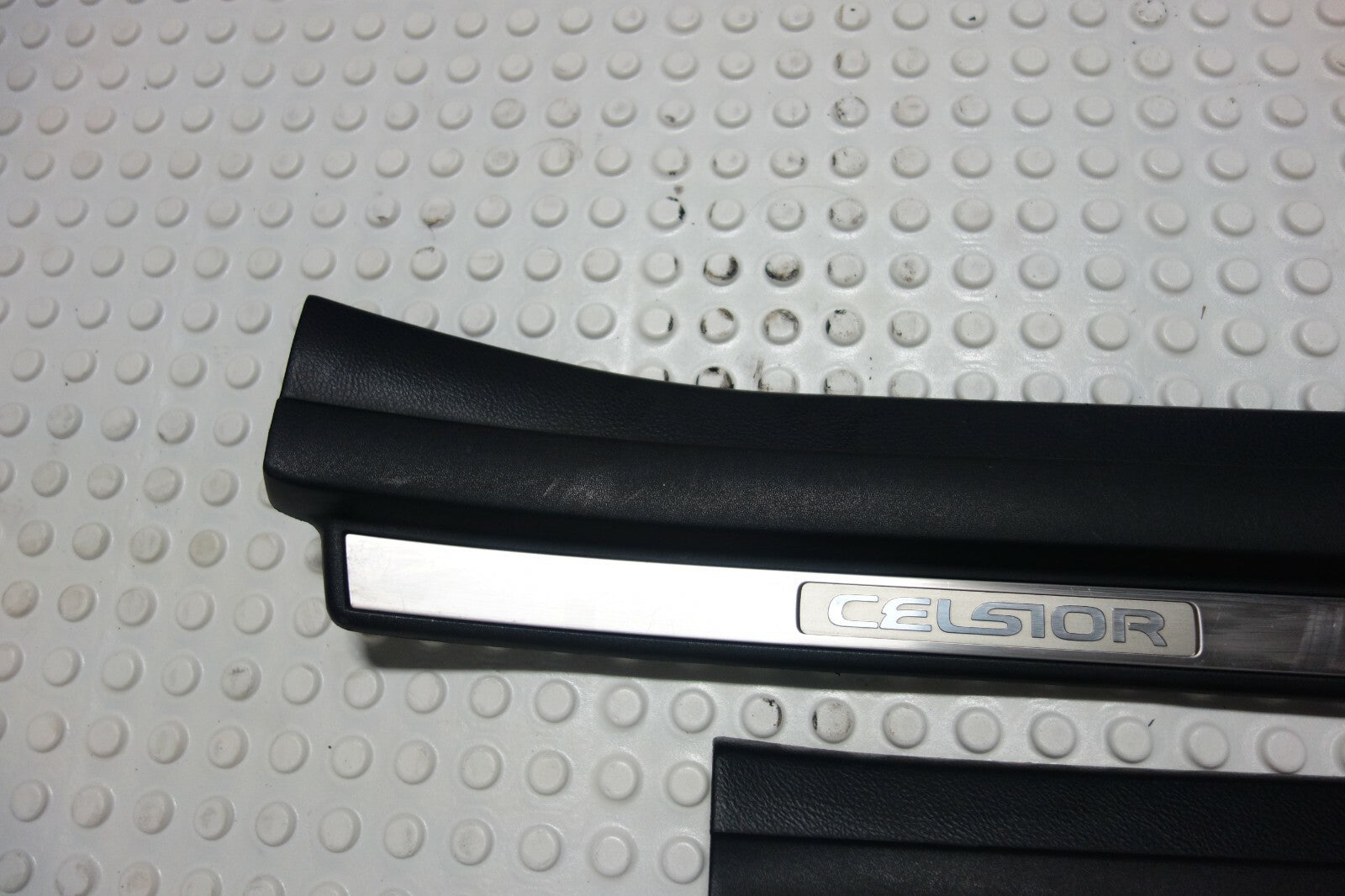 Lexus LS430 / Celsior OEM Door Sill Plates Set Genuine UCF31 2001-2006