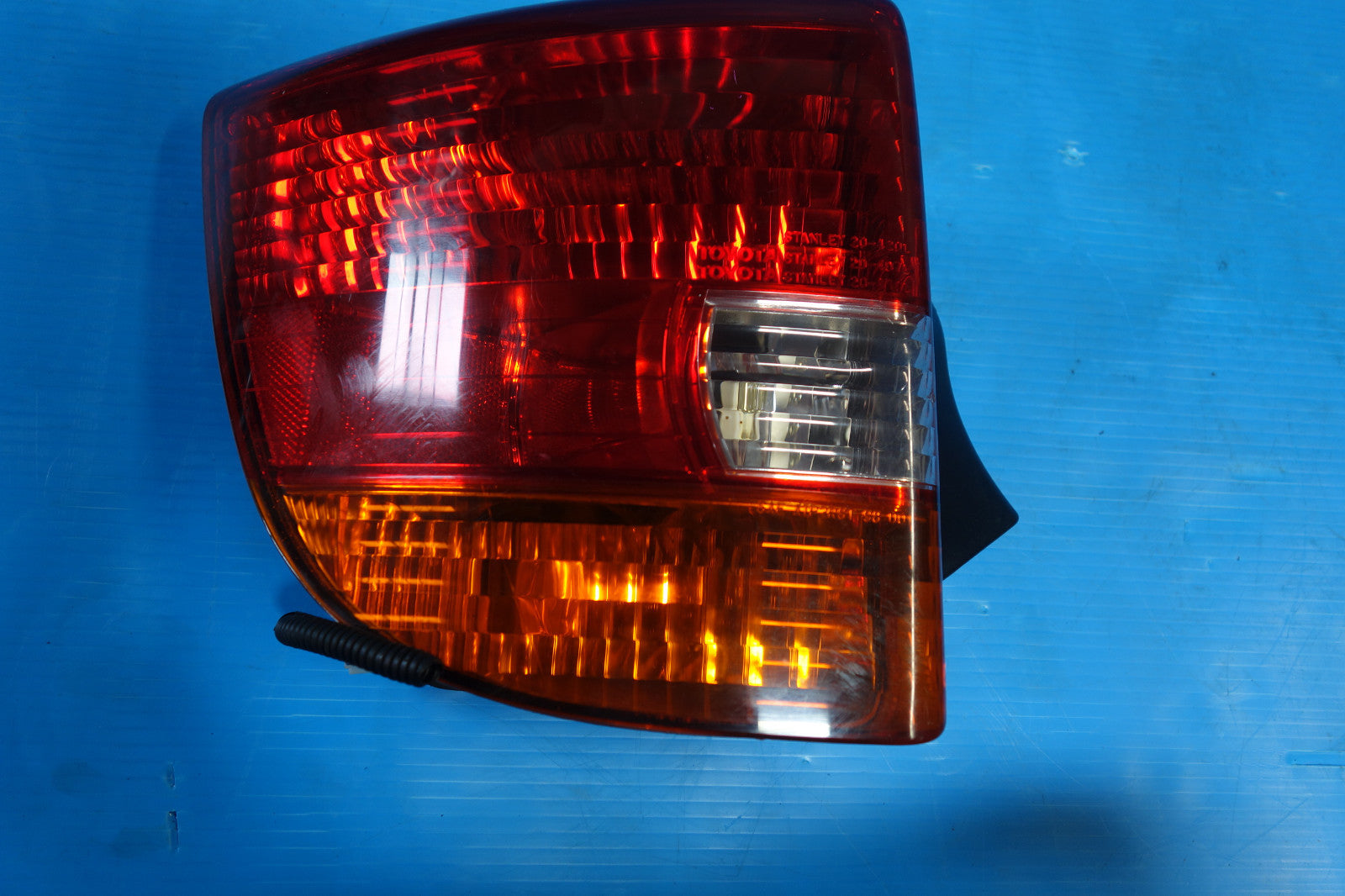 JDM Toyota Celica OEM Rear Left Tail Light Lamp LH Taillight ZZT231 2000-2005