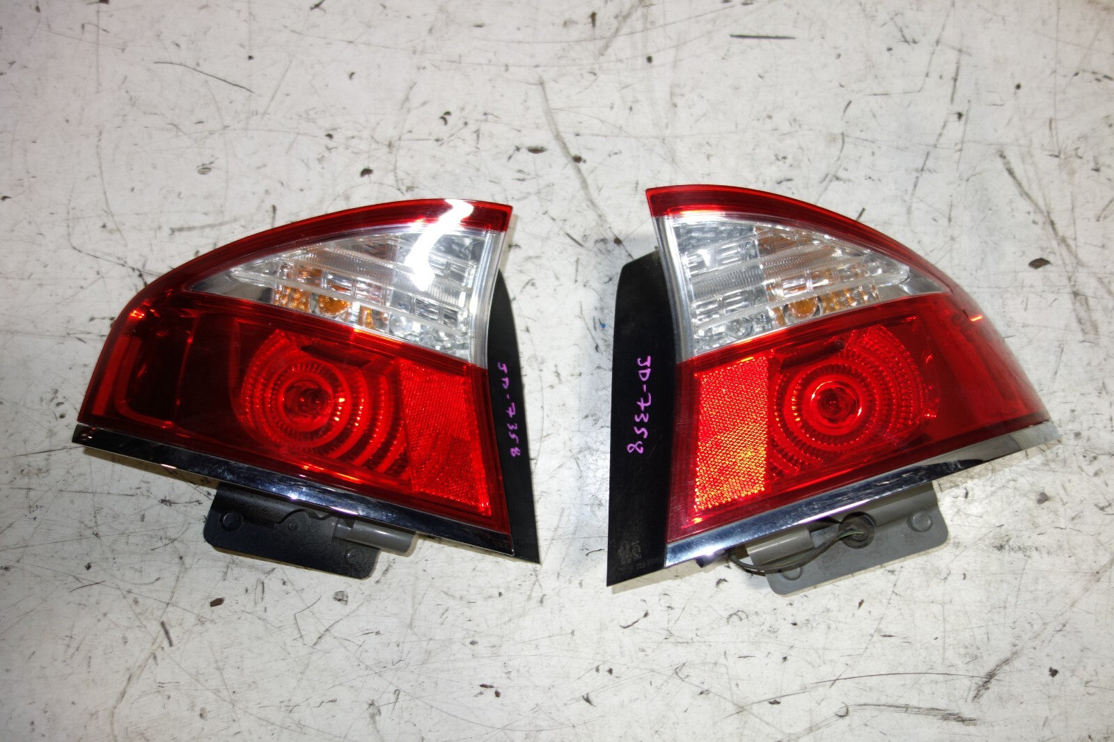 JDM SUBARU LEGACY BL5 OEM USED TAIL LIGHTS LAMPS 4 DOOR SEDAN 2005-2009