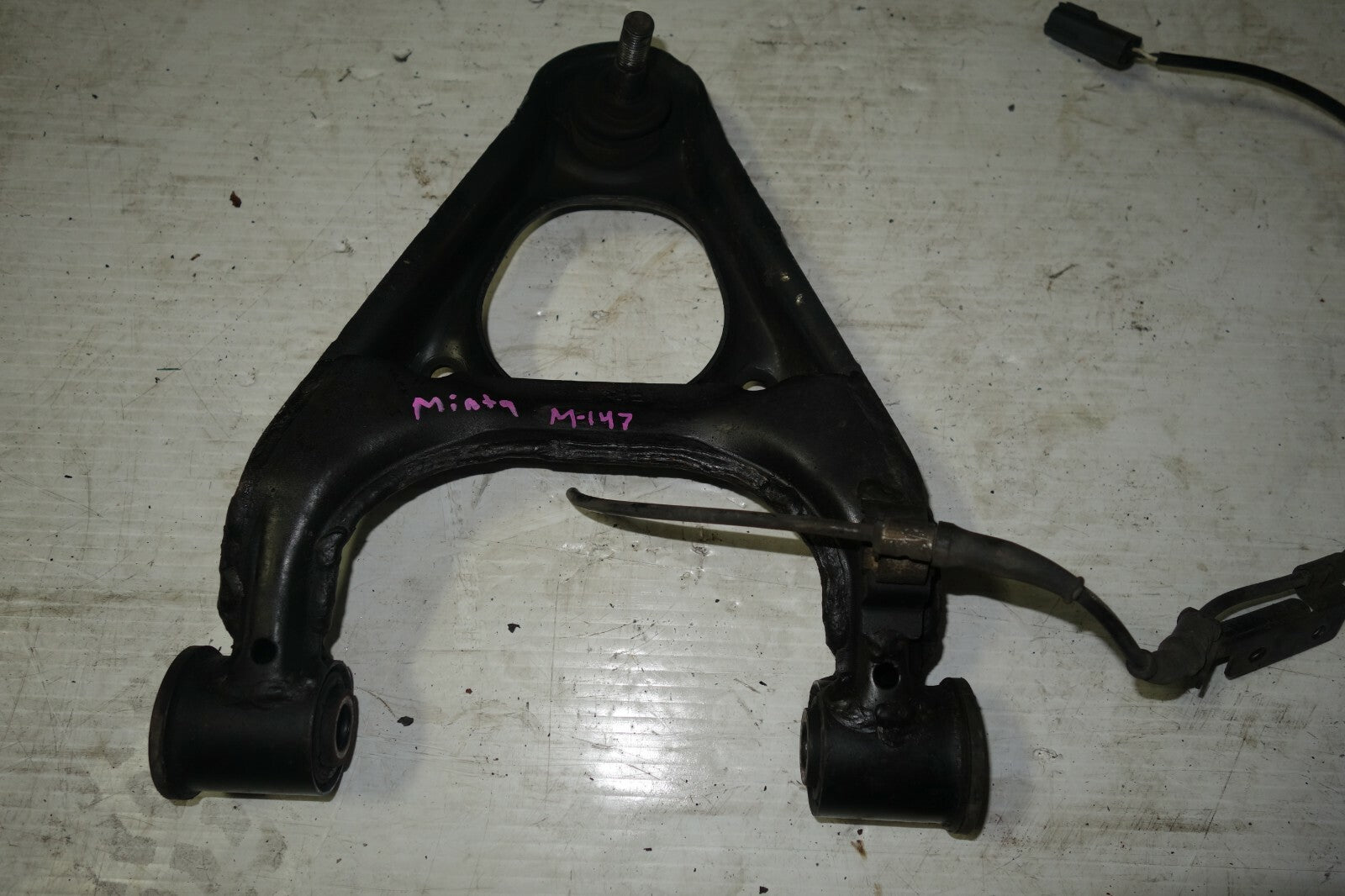 JDM 1999-2005 MAZDA MIATA OEM FRONT UPPER CONTROL ARM BALL JOINT RIGHT SIDE