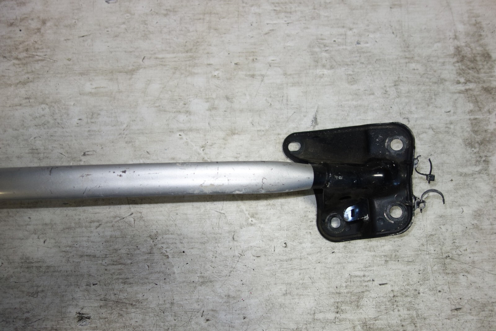 Nissan 350z OEM Front Strut Bar Titanium JDM 2003-2009