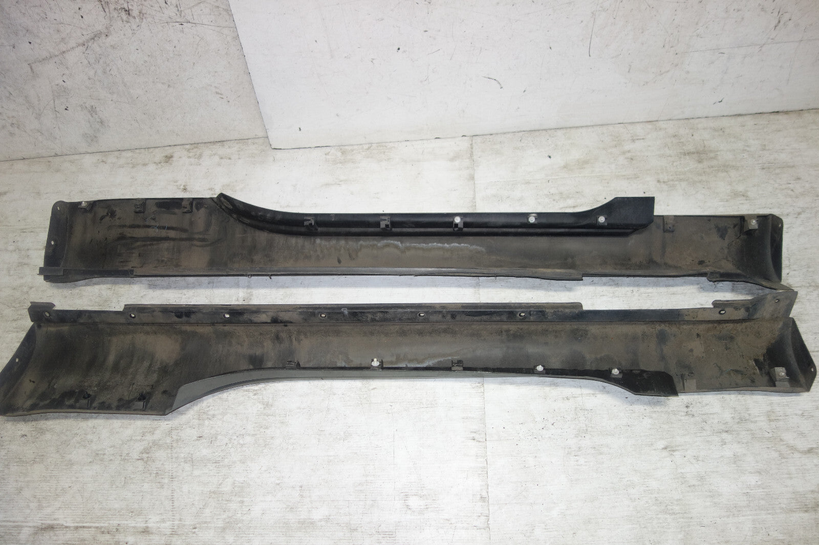 JDM Nissan 350z Z33 OEM Side Skirts Rocker Panels Fairlady 2003-2009