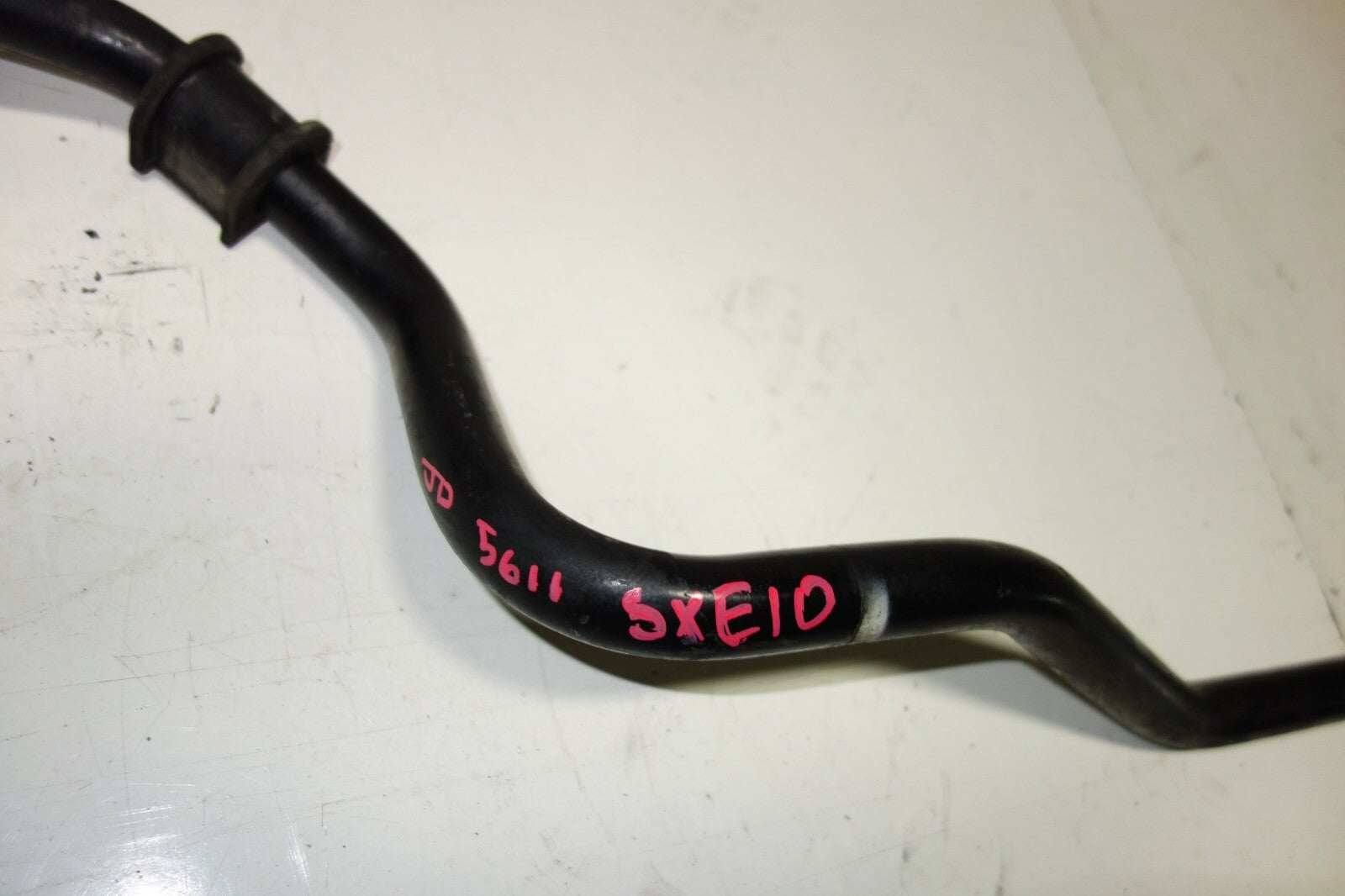 Lexus IS300 Front Sway Bar Stabilizer Bar 2001-2005 OEM Genuine Japan