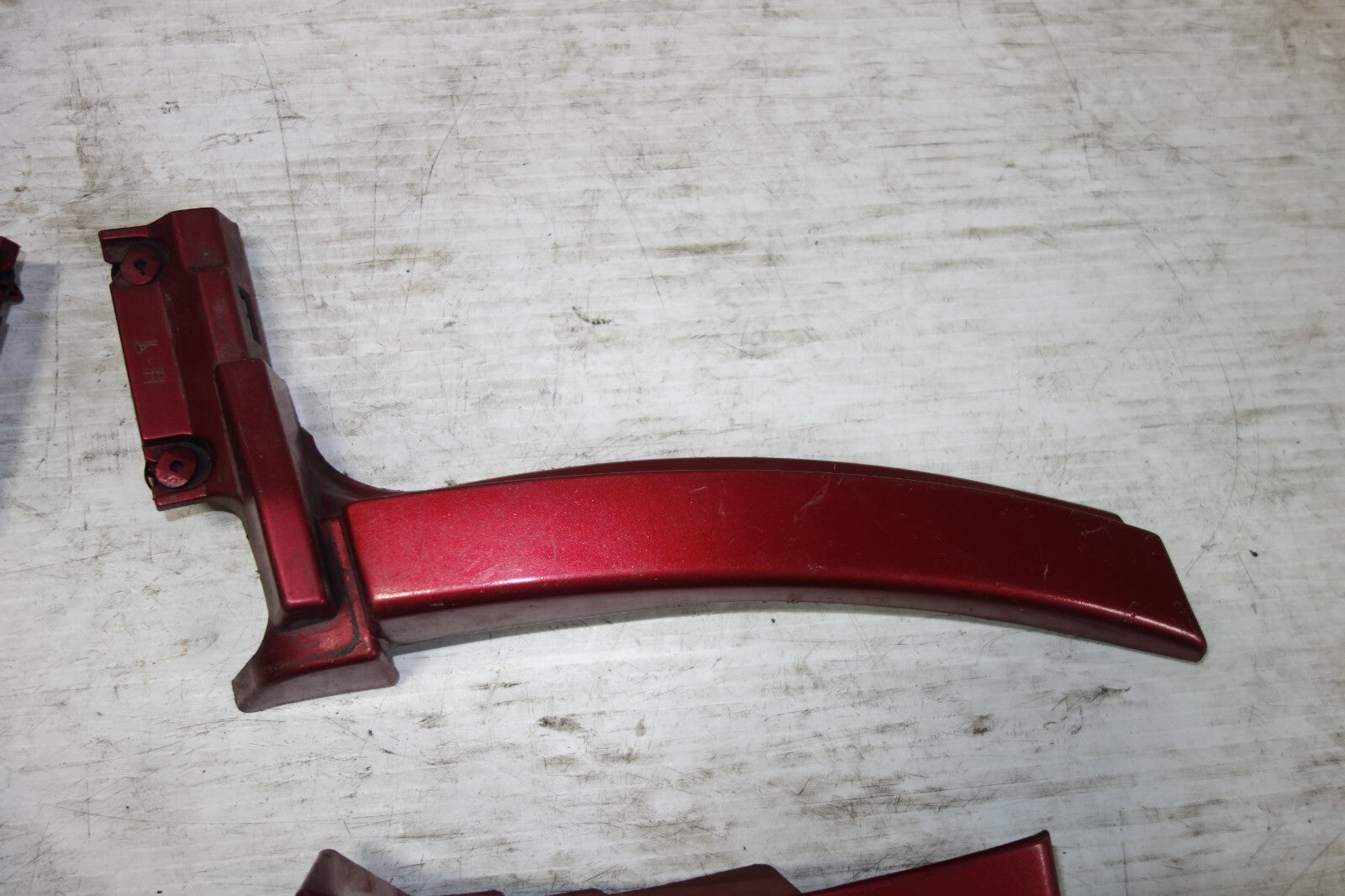 JDM 03-08 SUBARU FORESTER STi SG9 SG5 OEM SIDE SKIRTS FENDER FILLERS SG5 #M-1115