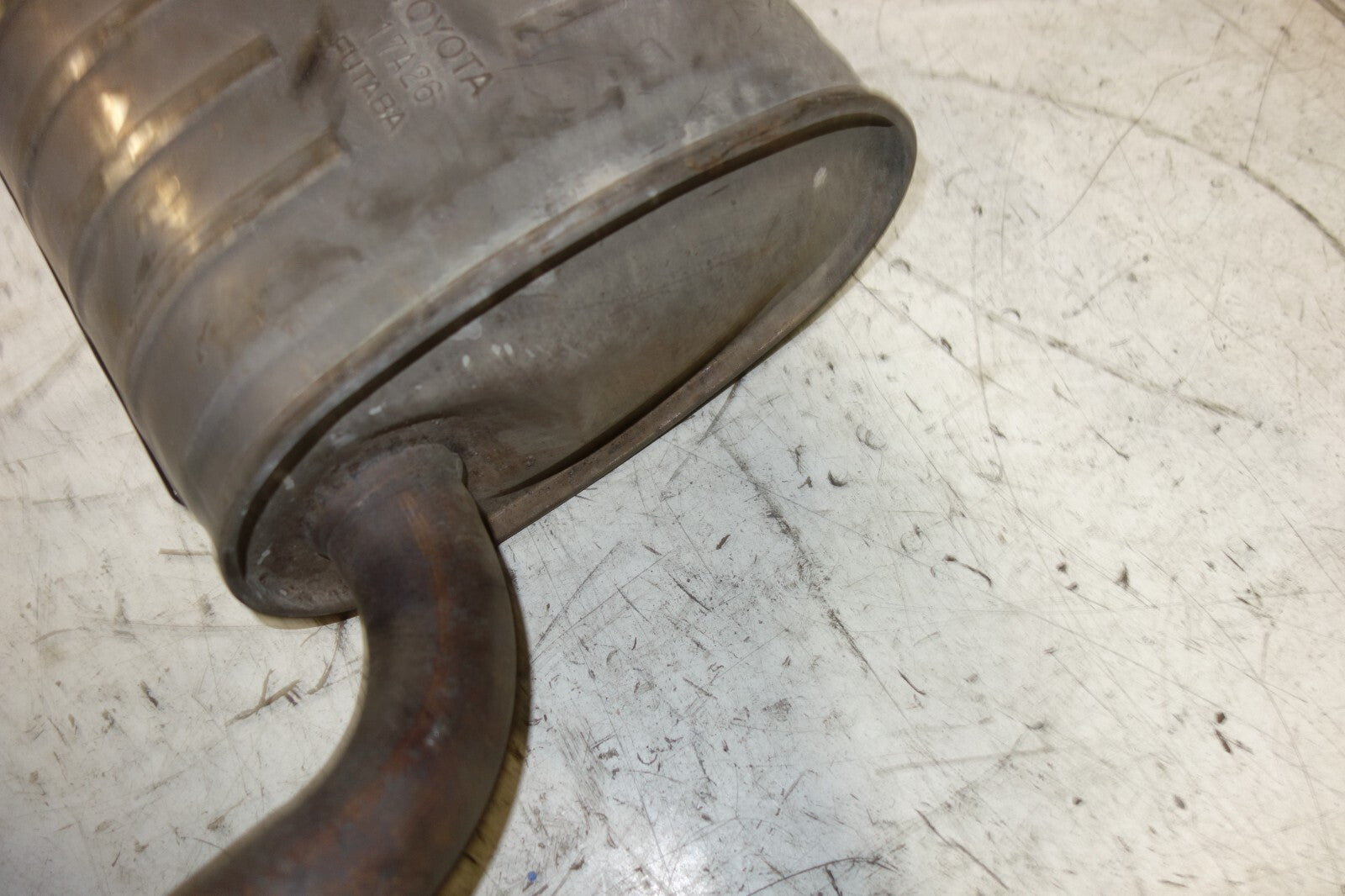 JDM Lexus is300 Toyota Altezza Exhaust Muffler OEM Rear 2001-2005 OEM Japan